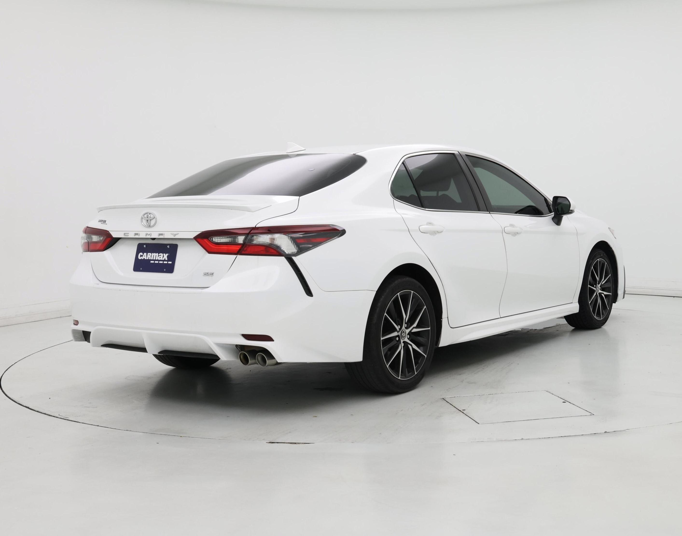 Thumbnail: 2023 Toyota Camry - 8