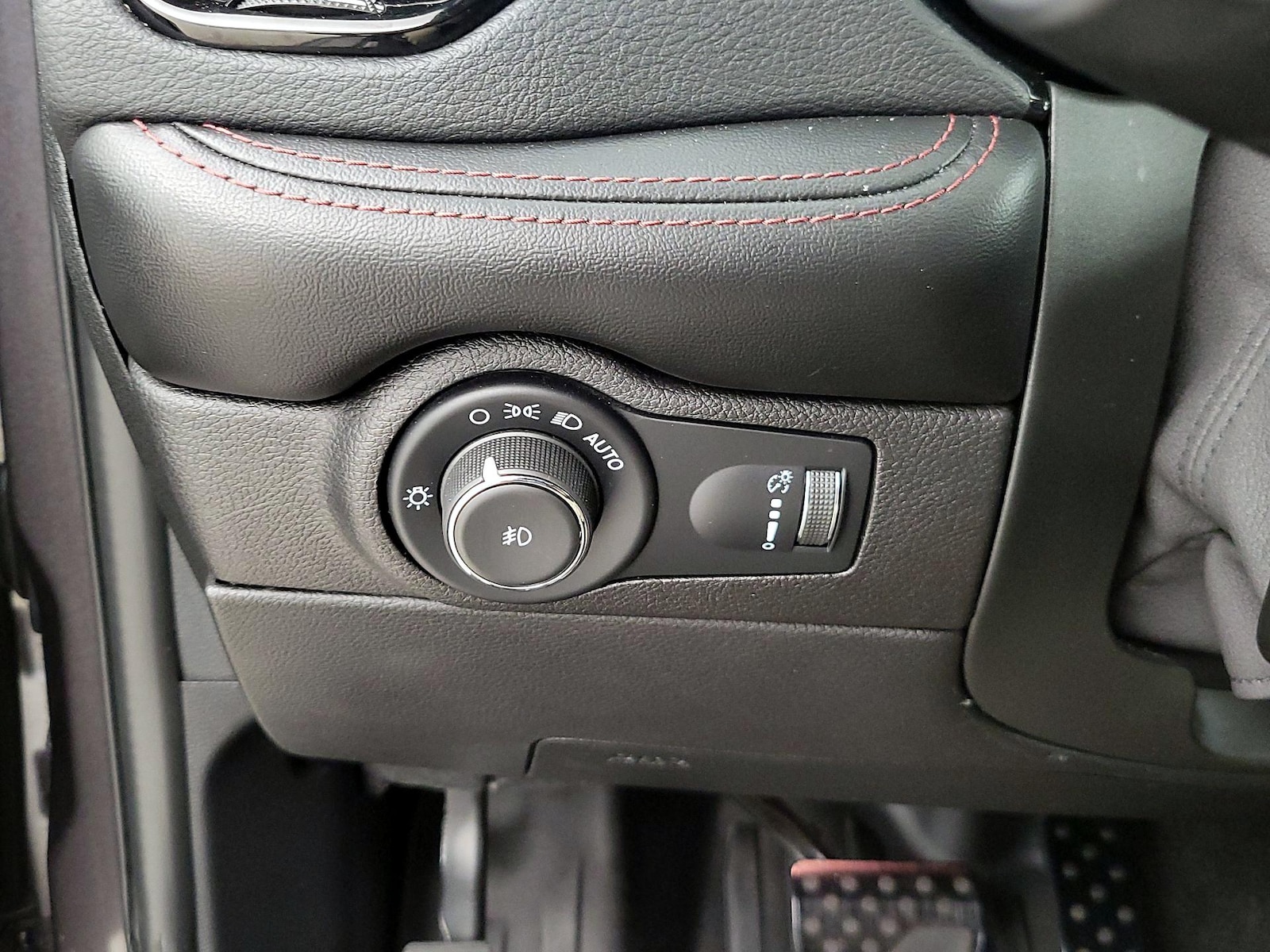 2021 Dodge Durango R/T - Photo 14