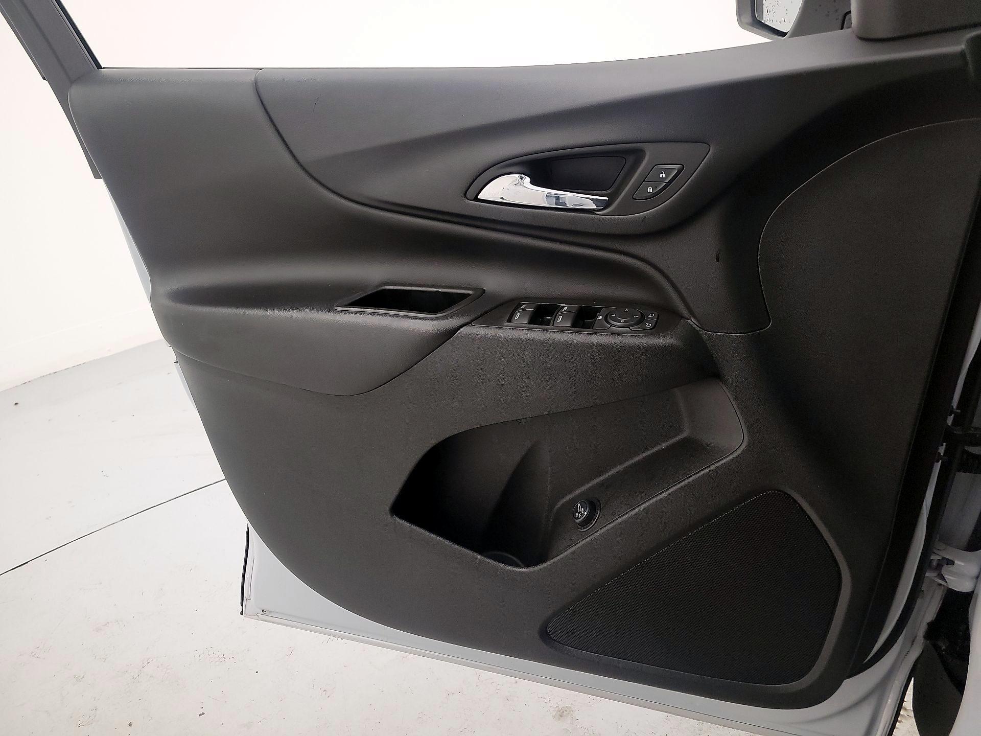 Thumbnail: 2022 Chevrolet Equinox - 12