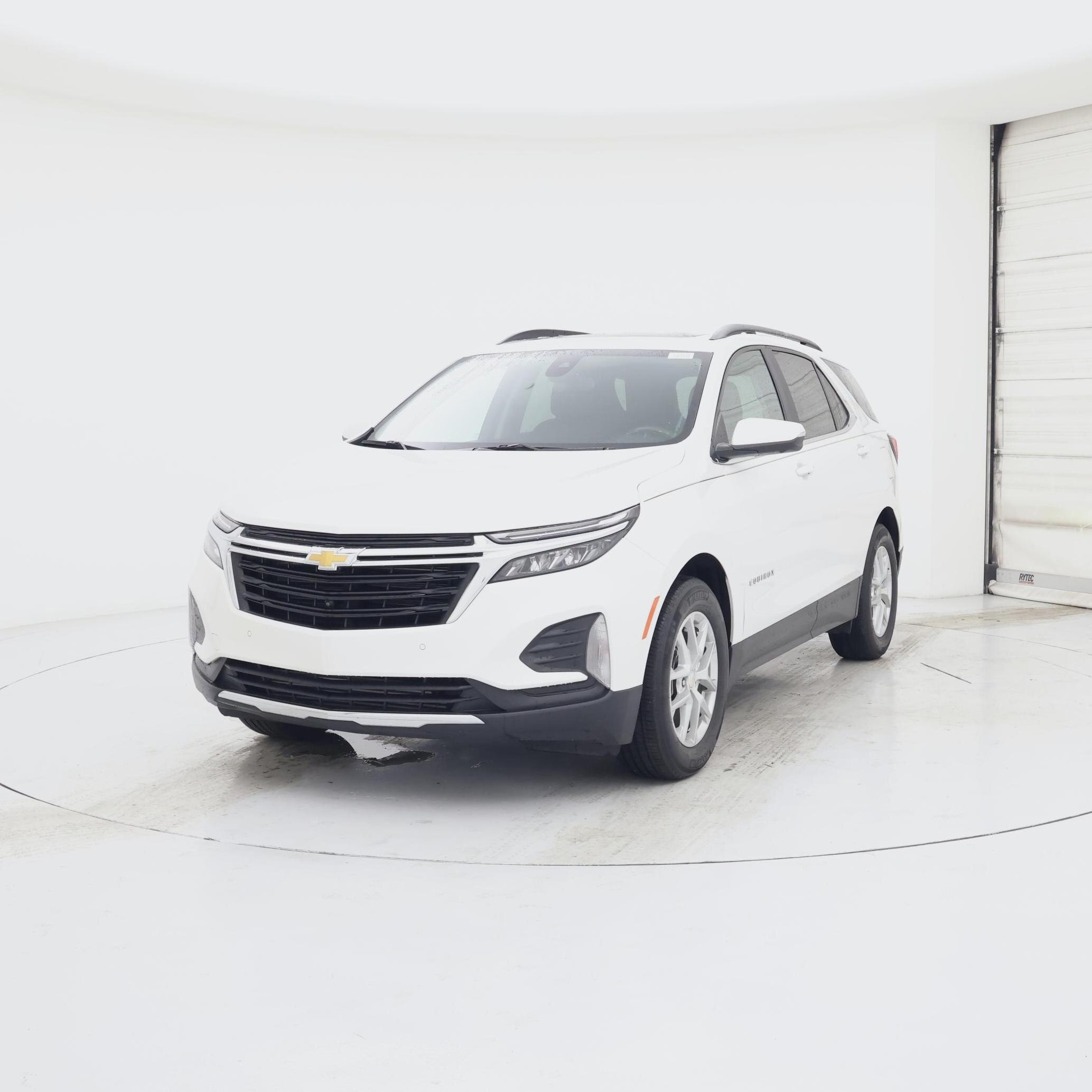 Thumbnail: 2022 Chevrolet Equinox - 4