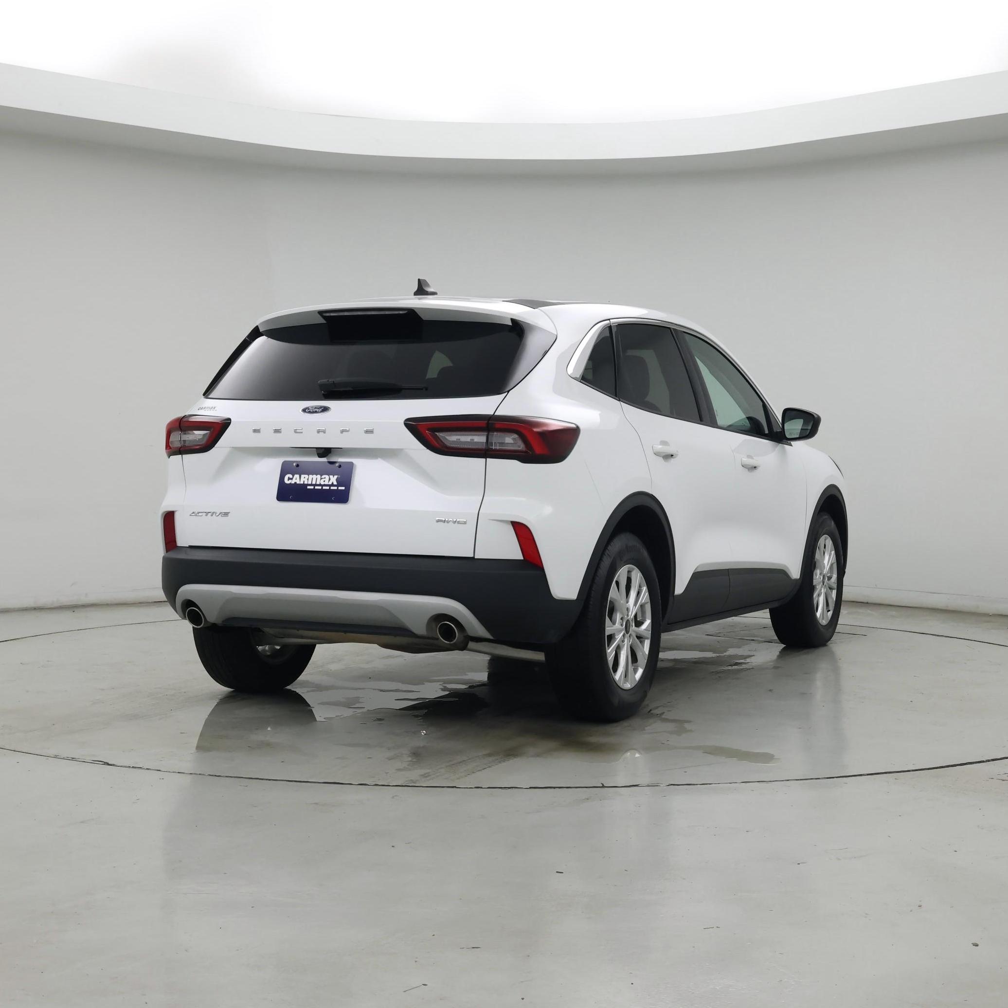 Thumbnail: 2023 Ford Escape - 8