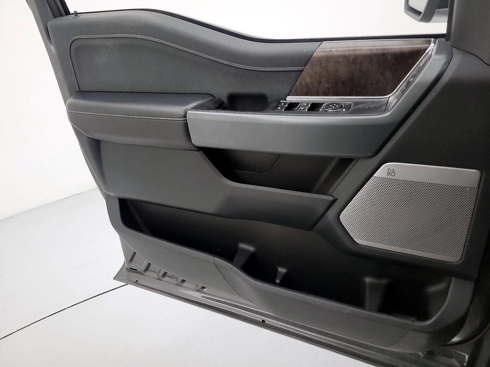 2023 Ford F-150 Lariat - Photo 13