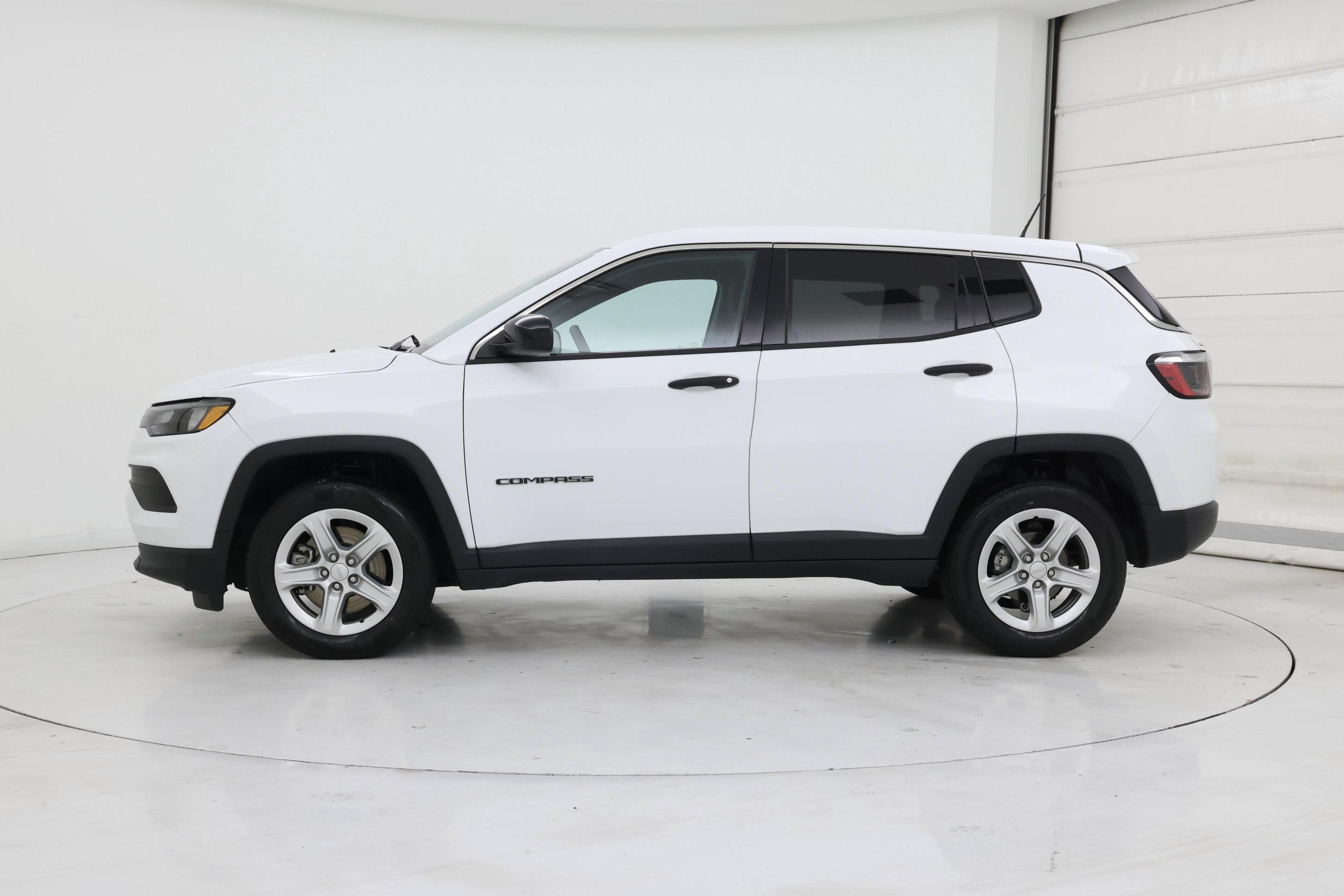 Thumbnail: 2023 Jeep Compass - 3