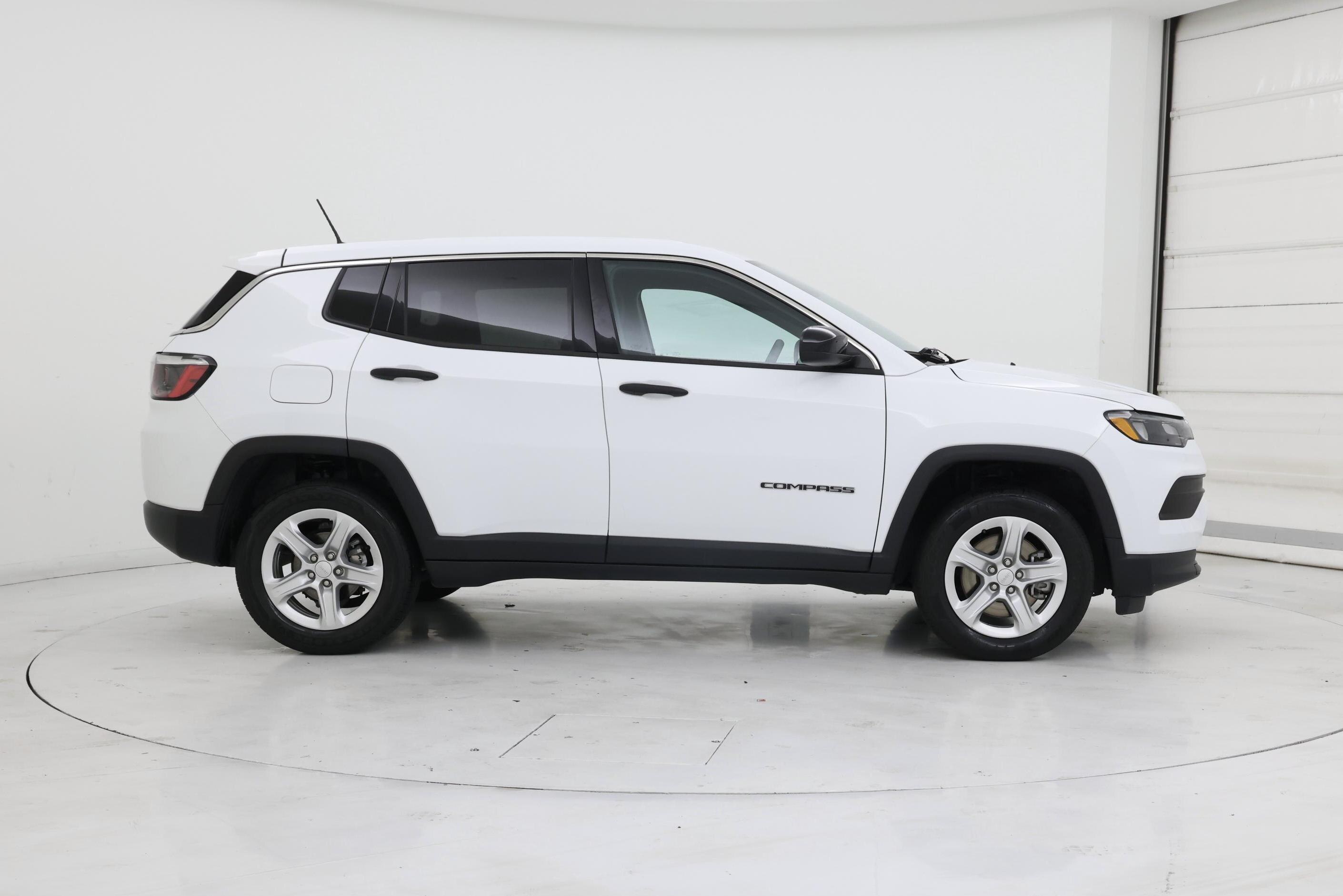Thumbnail: 2023 Jeep Compass - 7