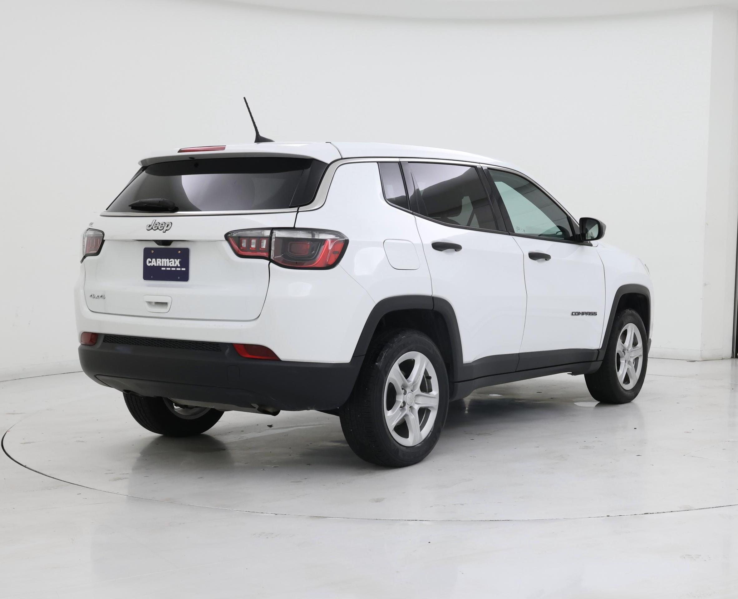 Thumbnail: 2023 Jeep Compass - 8