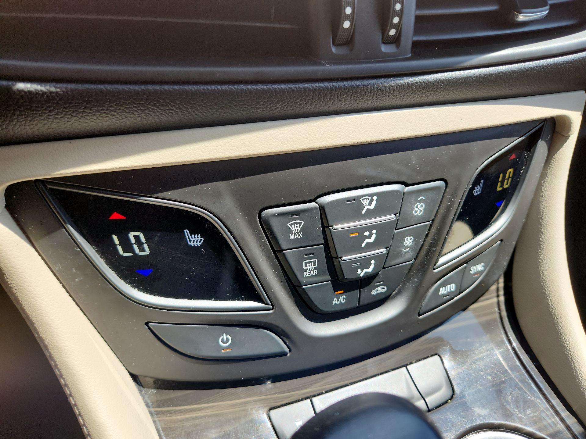 Thumbnail: 2020 Buick Envision - 17