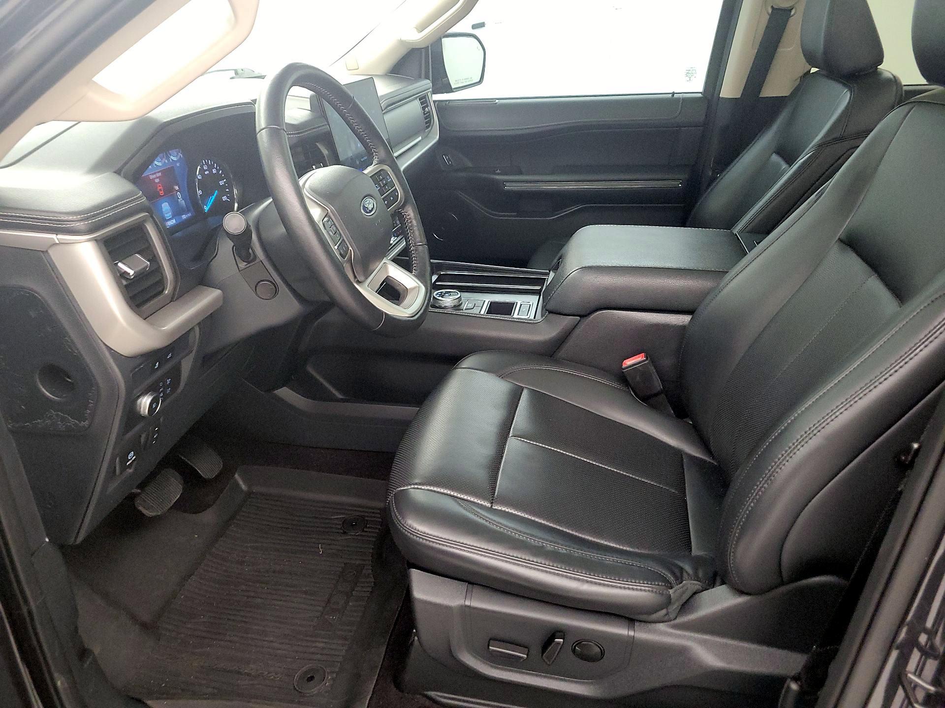 Thumbnail: 2022 Ford Expedition - 11