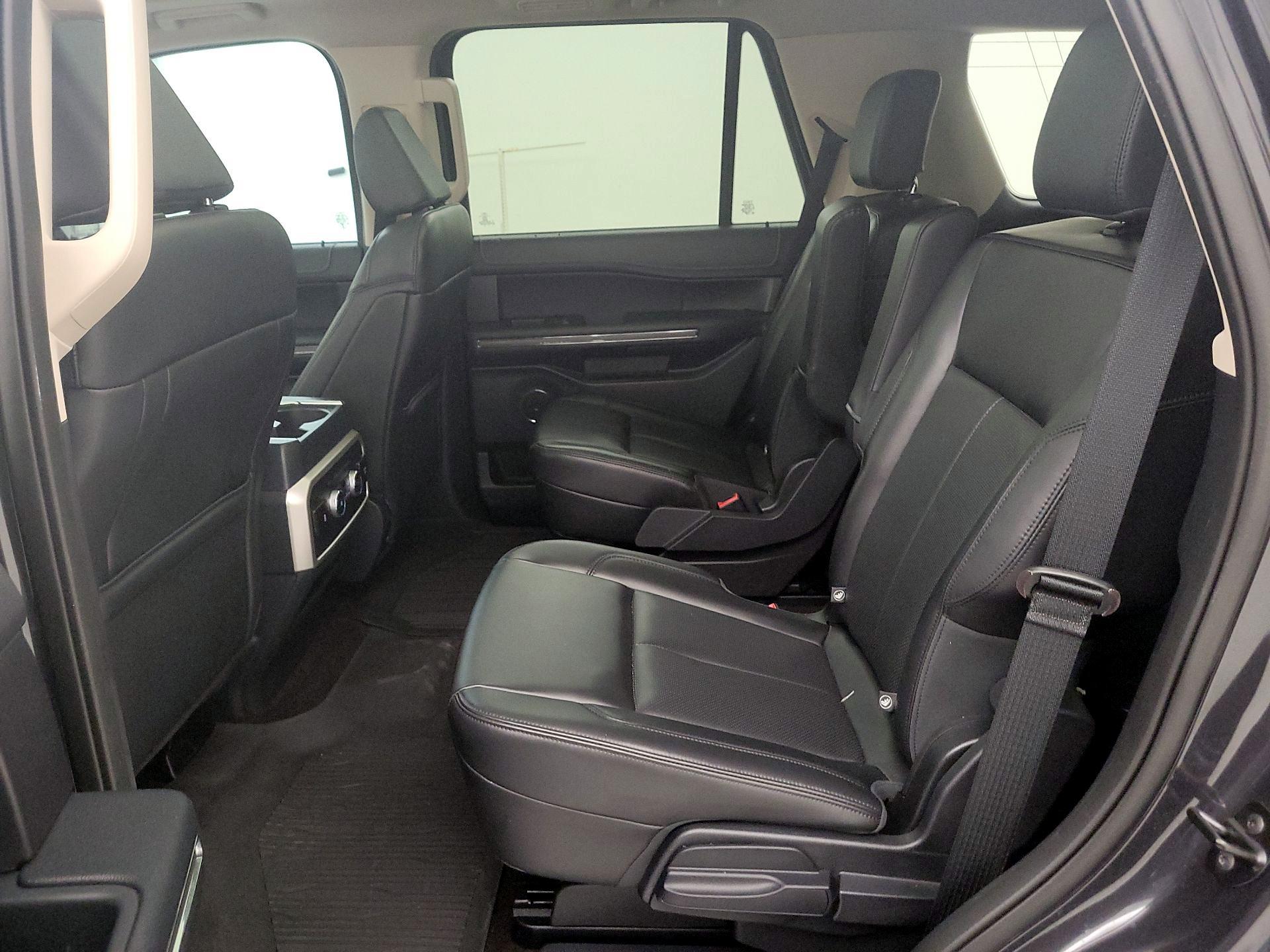 Thumbnail: 2022 Ford Expedition - 20