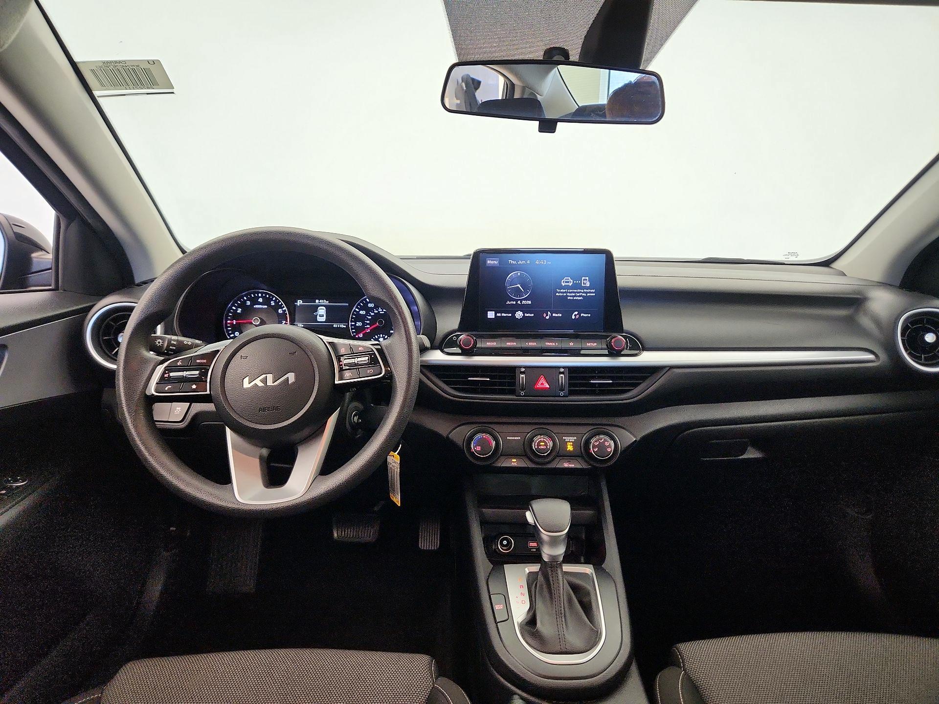 Thumbnail: 2024 Kia Forte - 9
