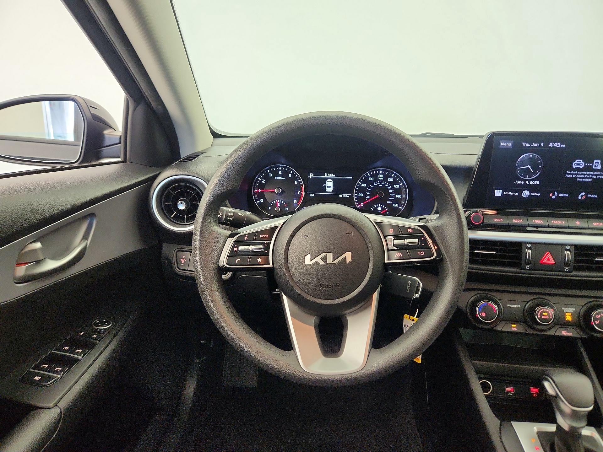 Thumbnail: 2024 Kia Forte - 10