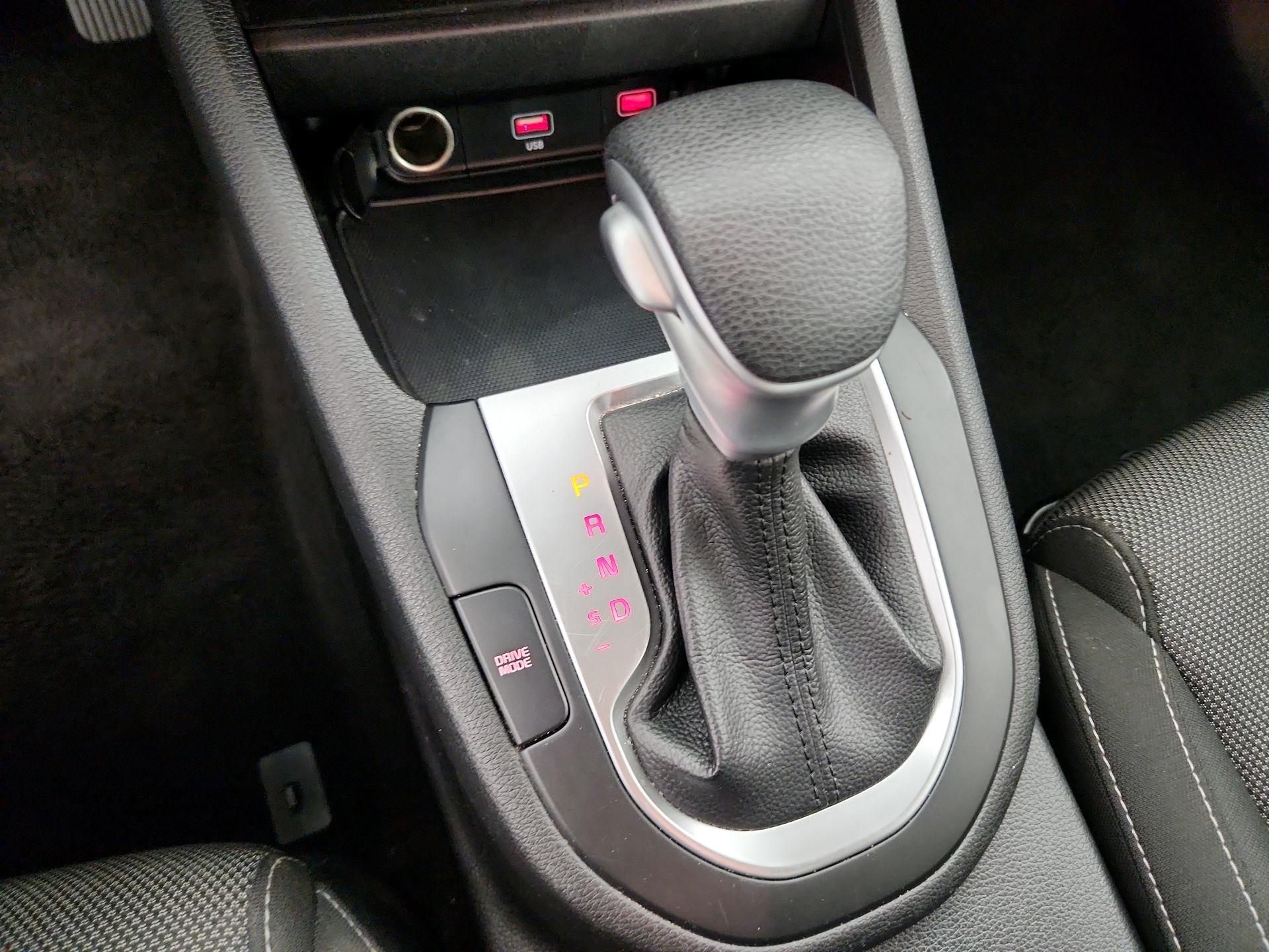 Thumbnail: 2024 Kia Forte - 16