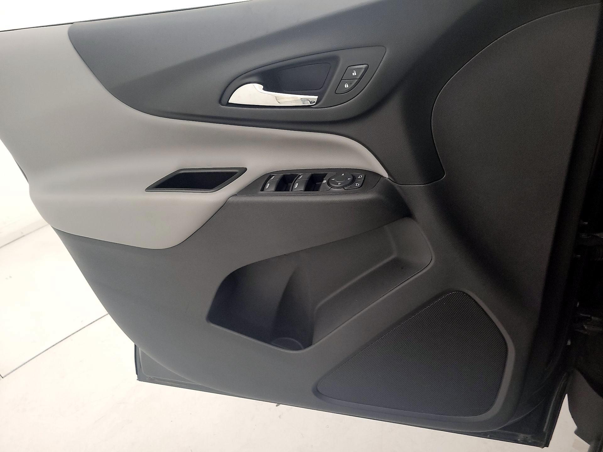 Thumbnail: 2020 Chevrolet Equinox - 12