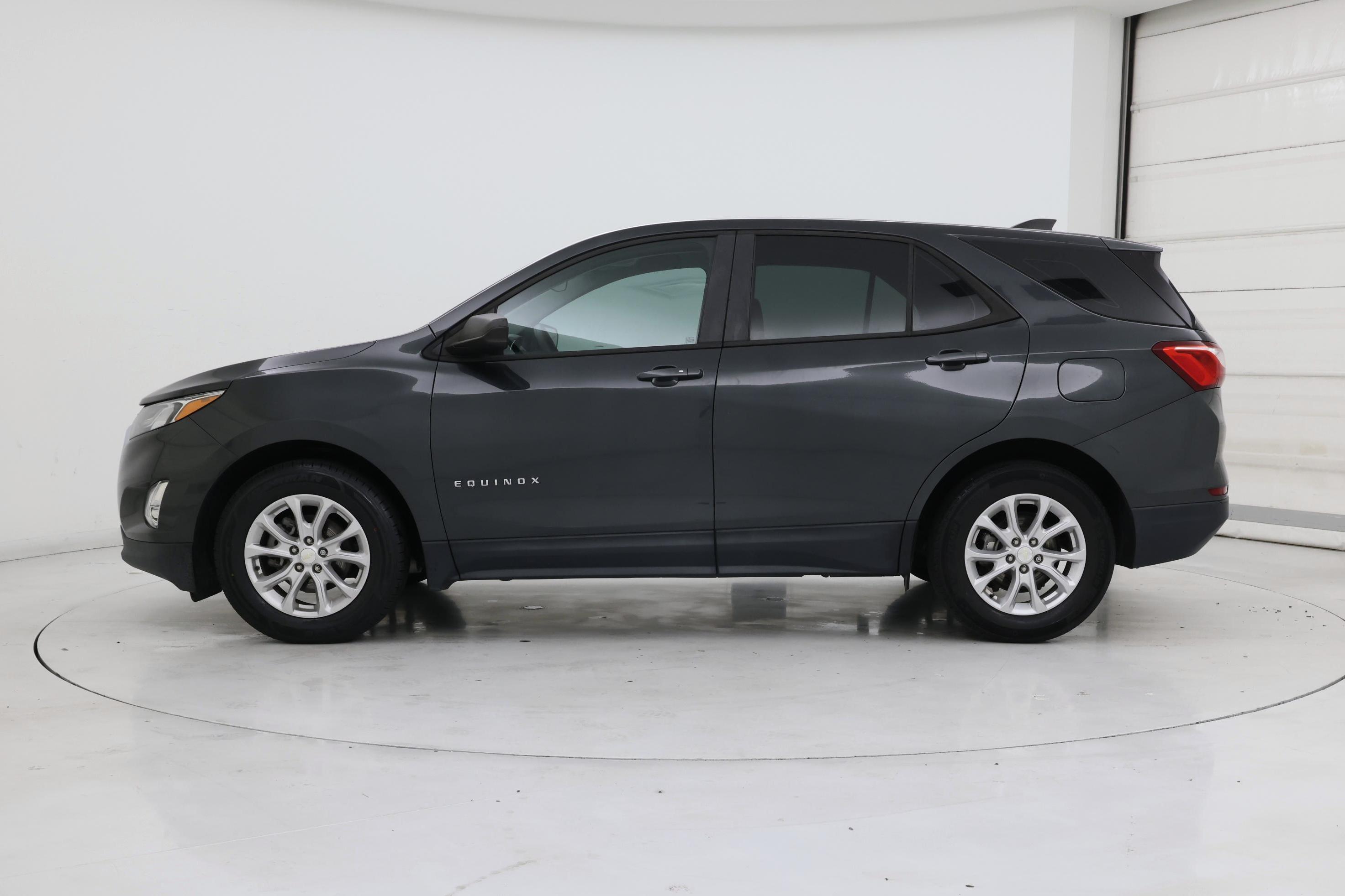 Thumbnail: 2020 Chevrolet Equinox - 3