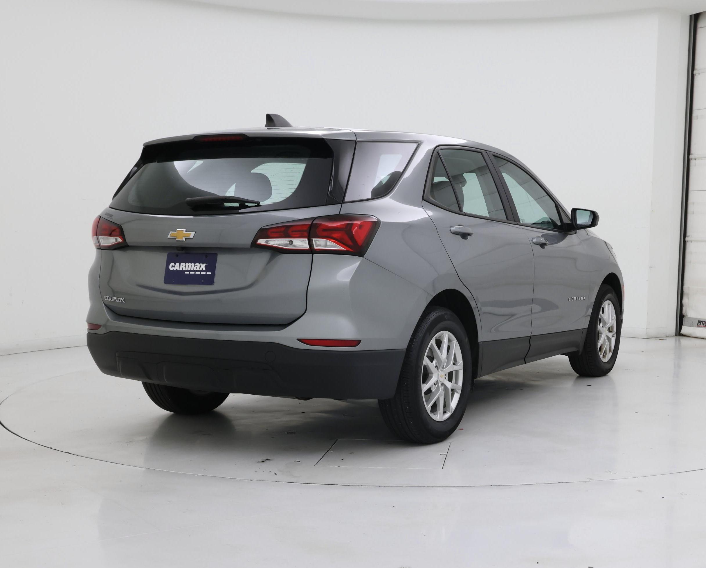 Thumbnail: 2023 Chevrolet Equinox - 8