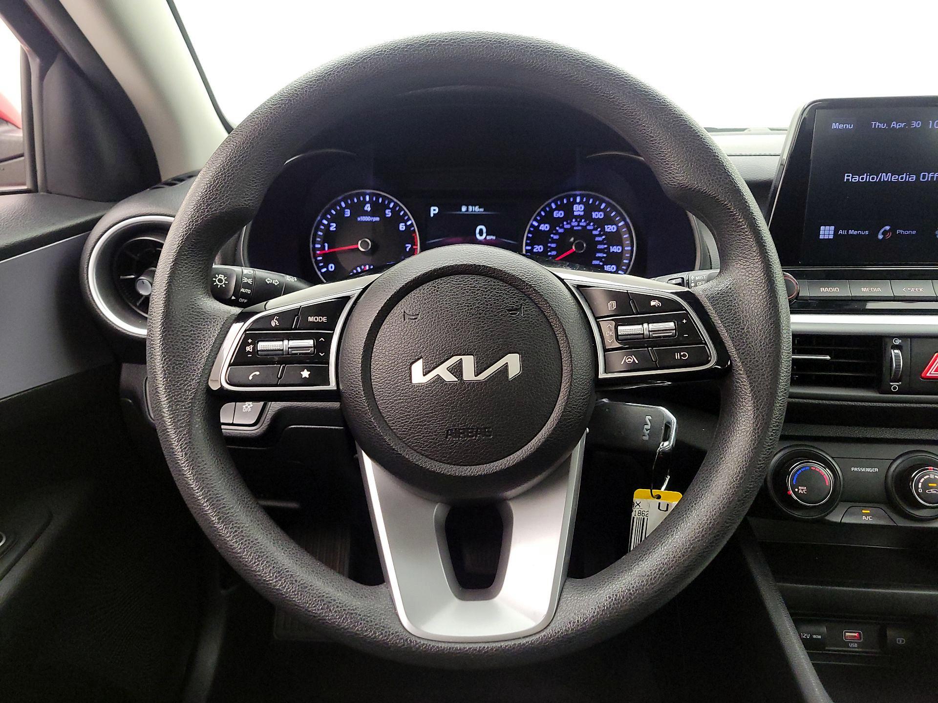 Thumbnail: 2024 Kia Forte - 10