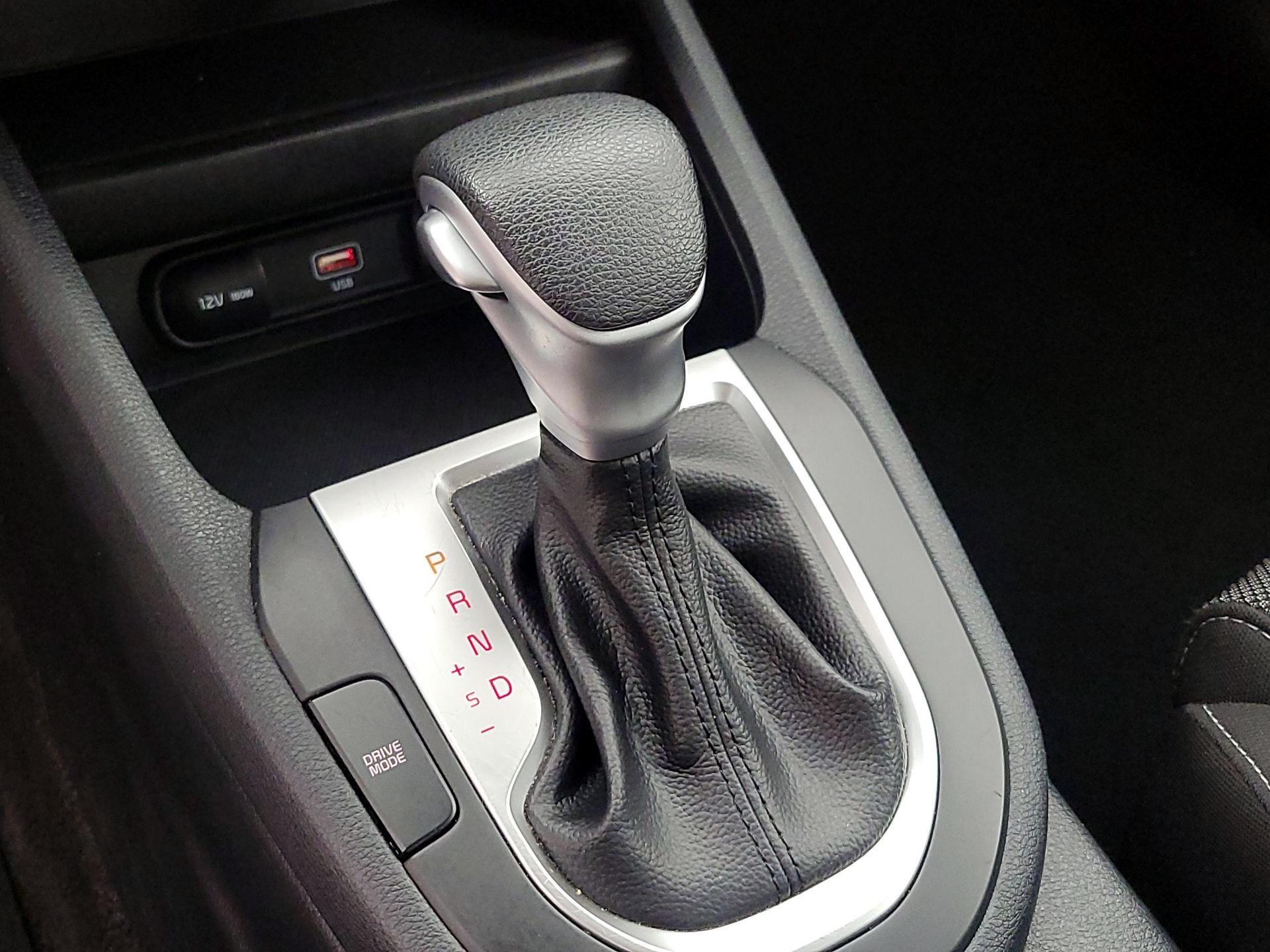 Thumbnail: 2024 Kia Forte - 17