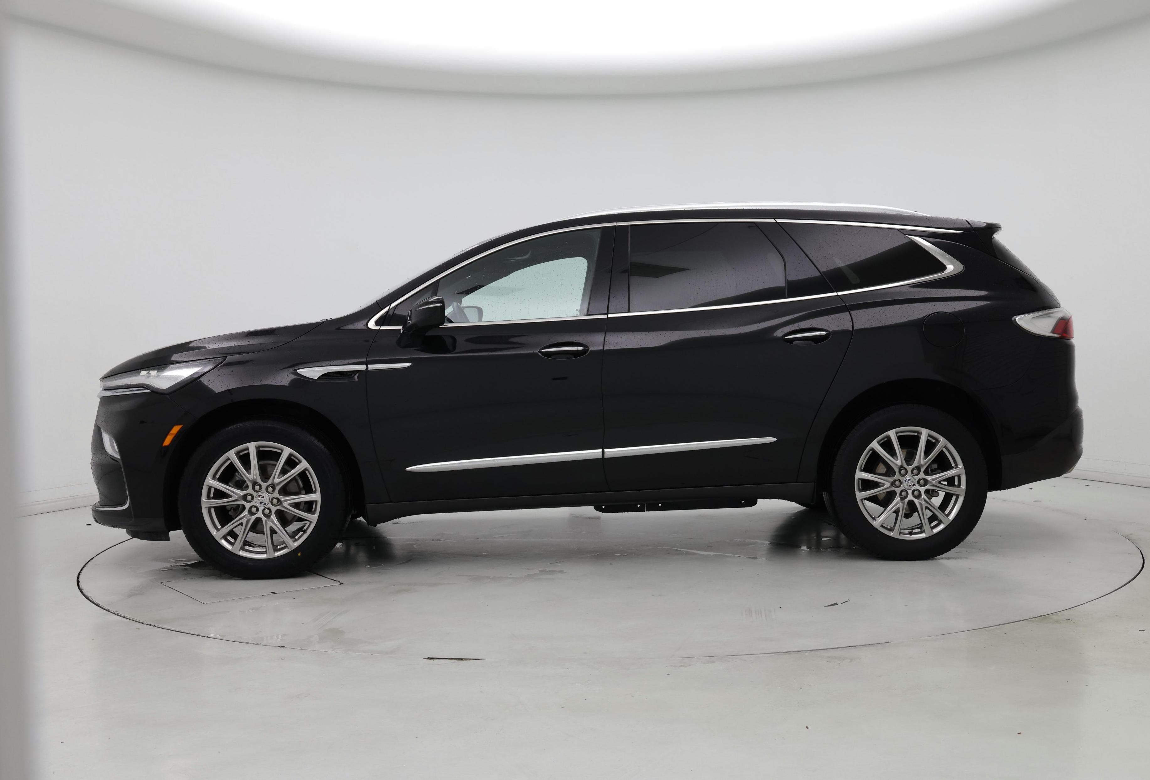 Thumbnail: 2023 Buick Enclave - 3
