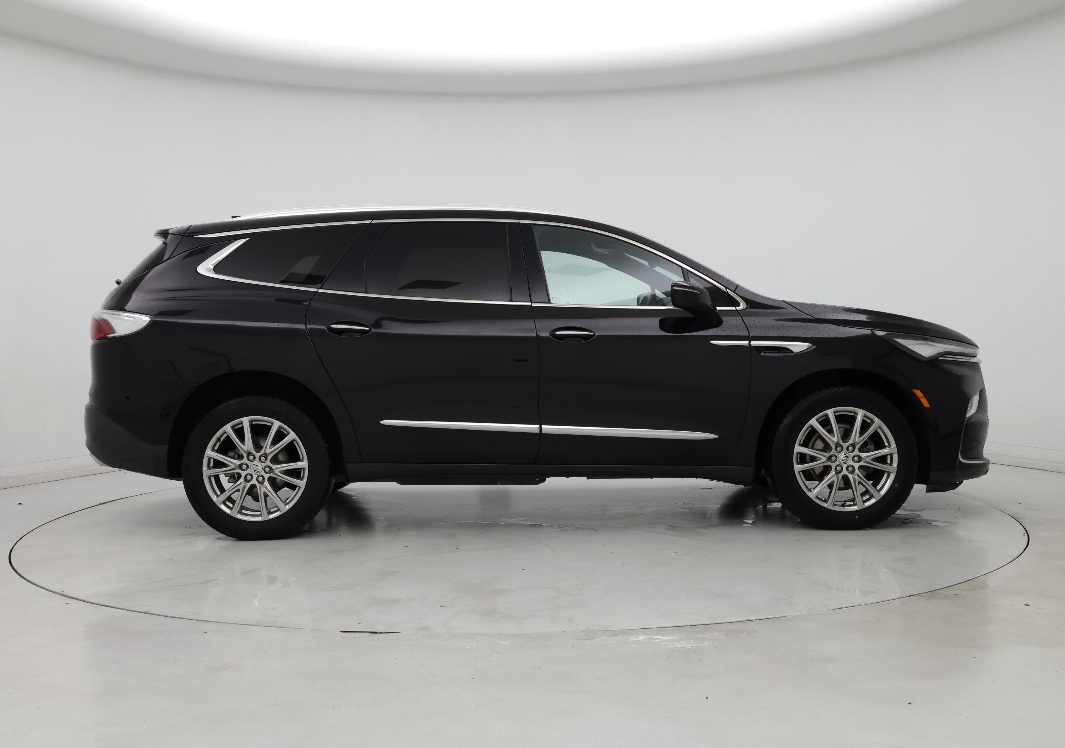 Thumbnail: 2023 Buick Enclave - 7