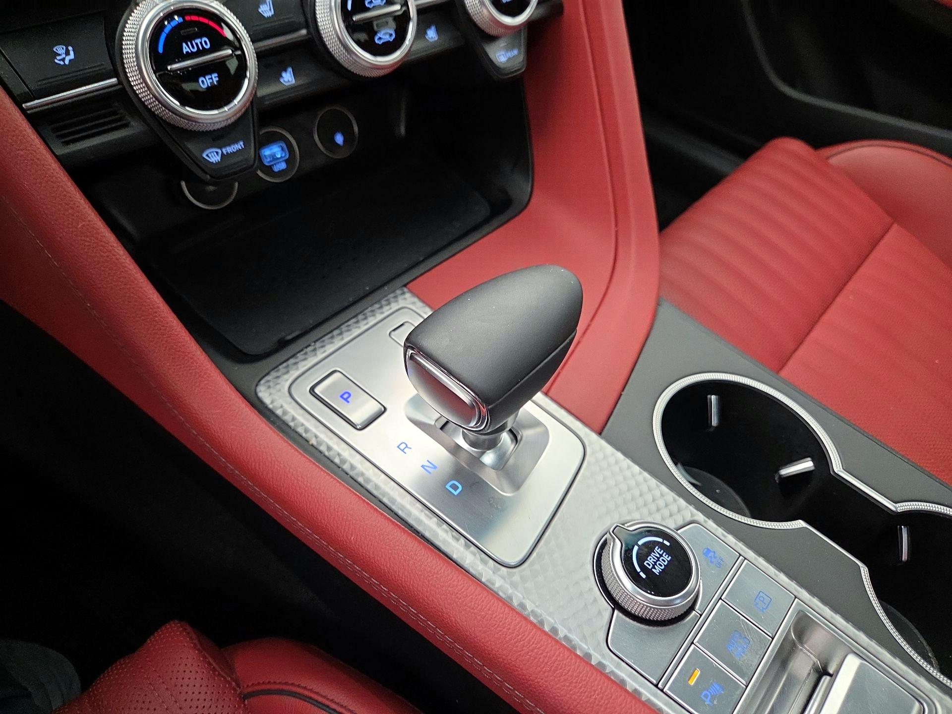 Thumbnail: 2023 Genesis G70 - 17