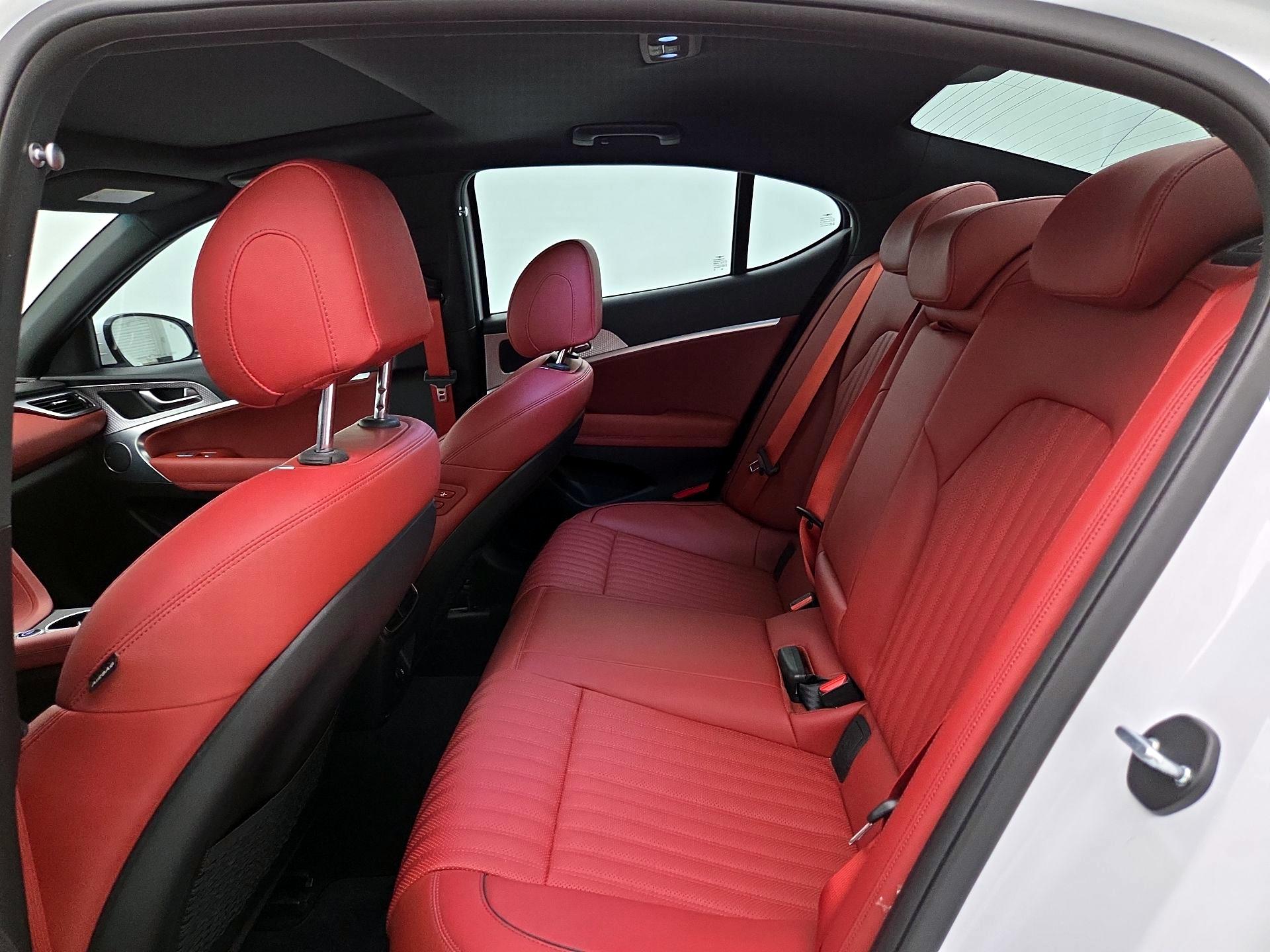Thumbnail: 2023 Genesis G70 - 20
