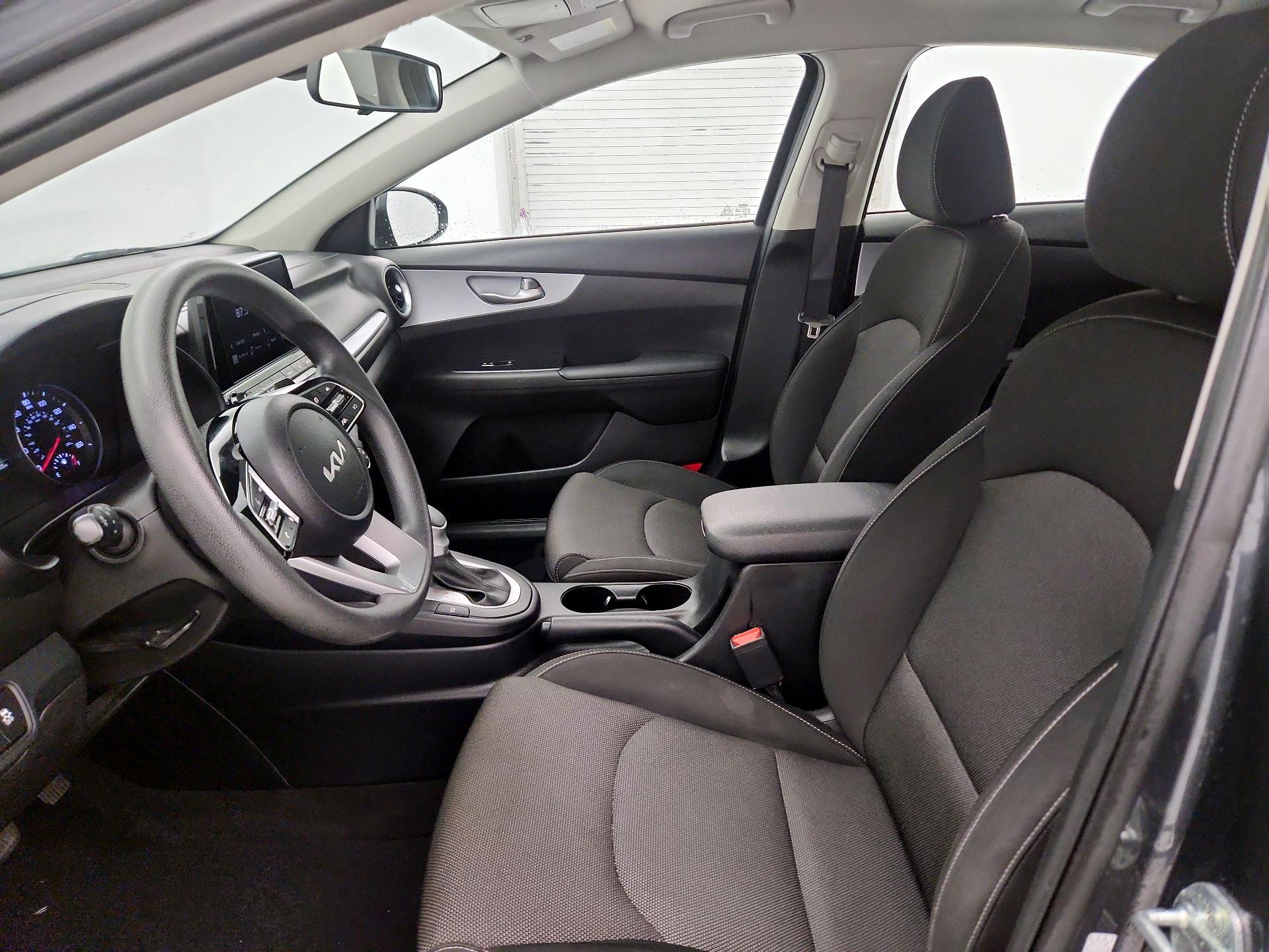 Thumbnail: 2024 Kia Forte - 11