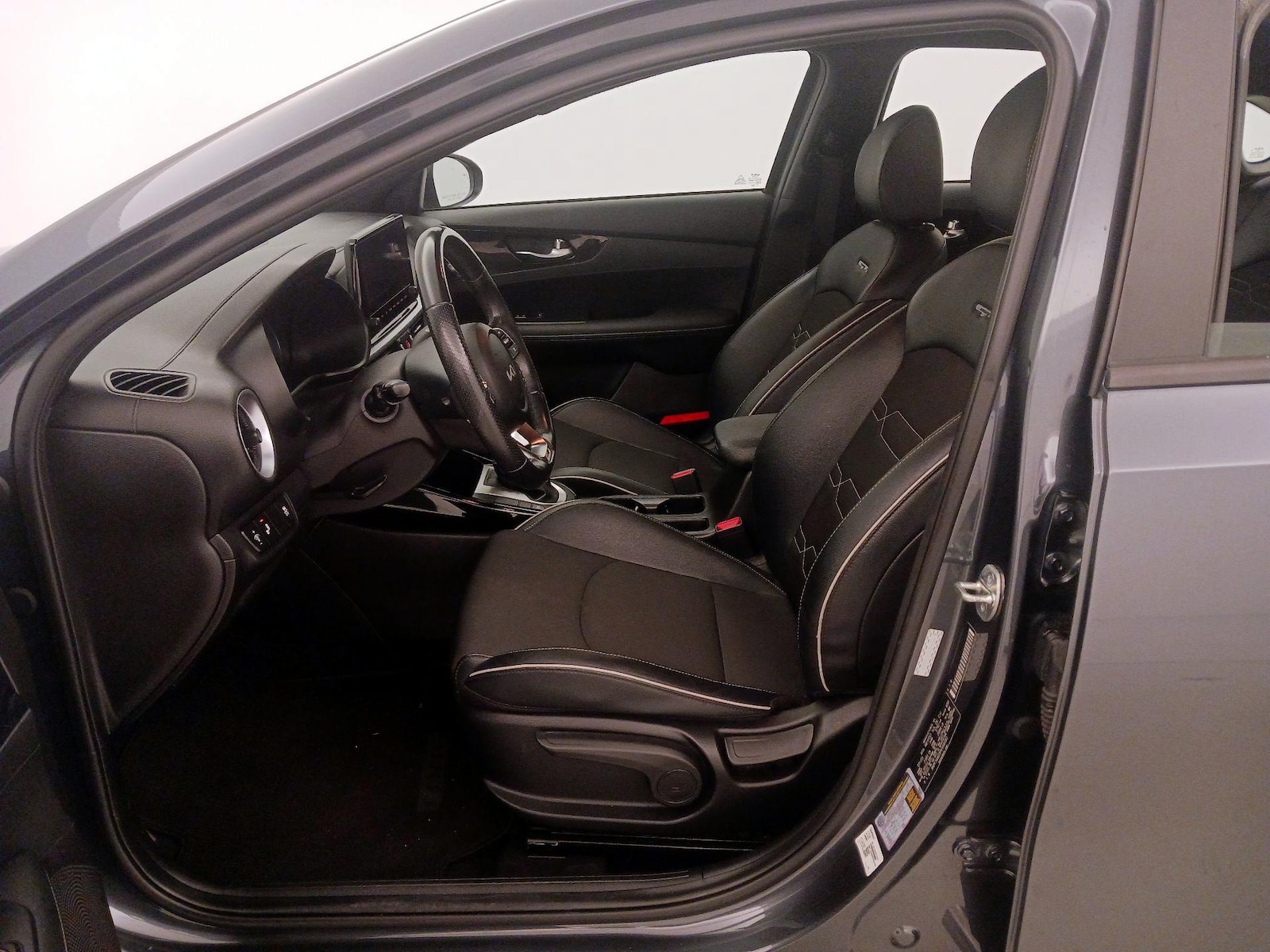 2023 Kia Forte GT-Line - Photo 12