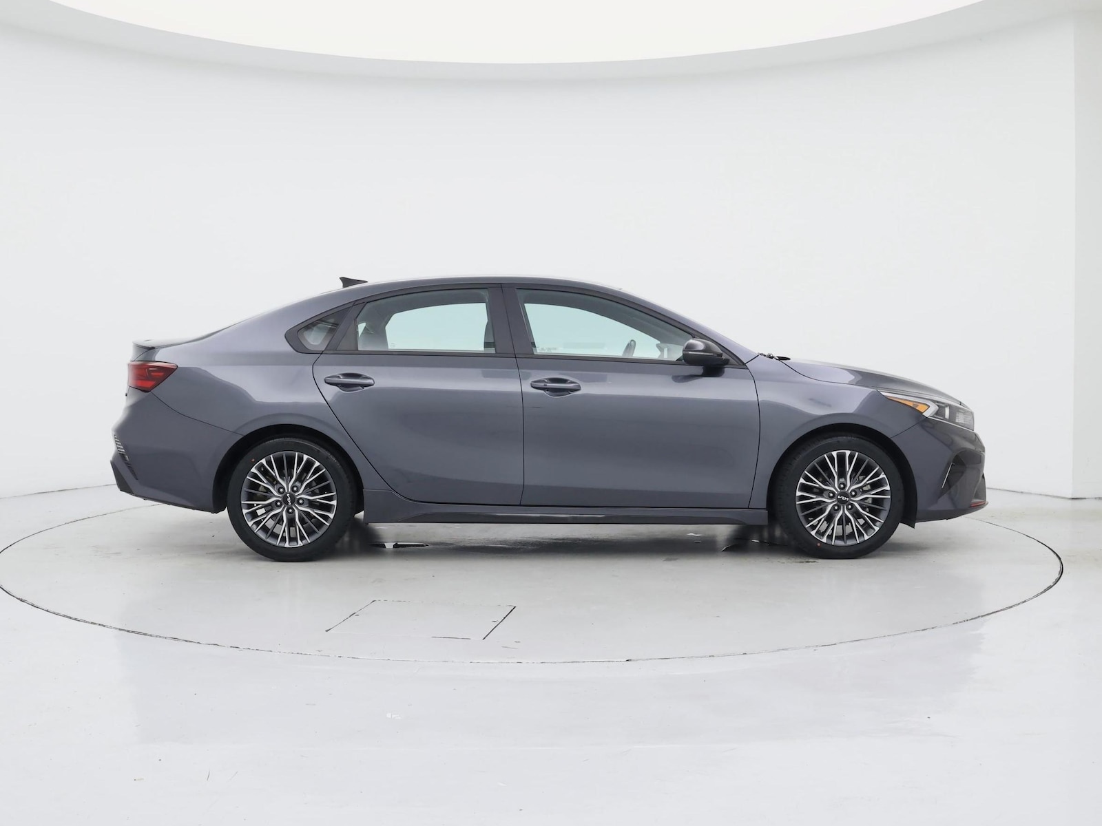2023 Kia Forte GT-Line - Photo 8