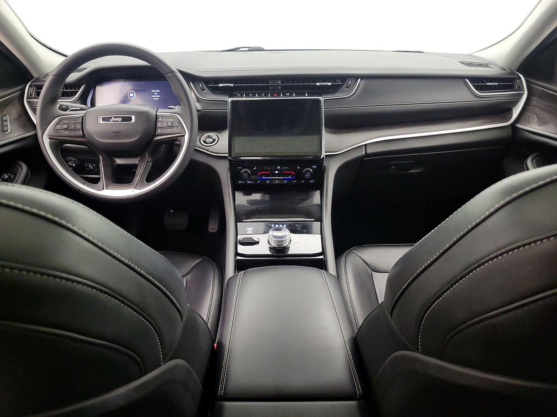 Thumbnail: 2023 Jeep Grand Cherokee L - 9