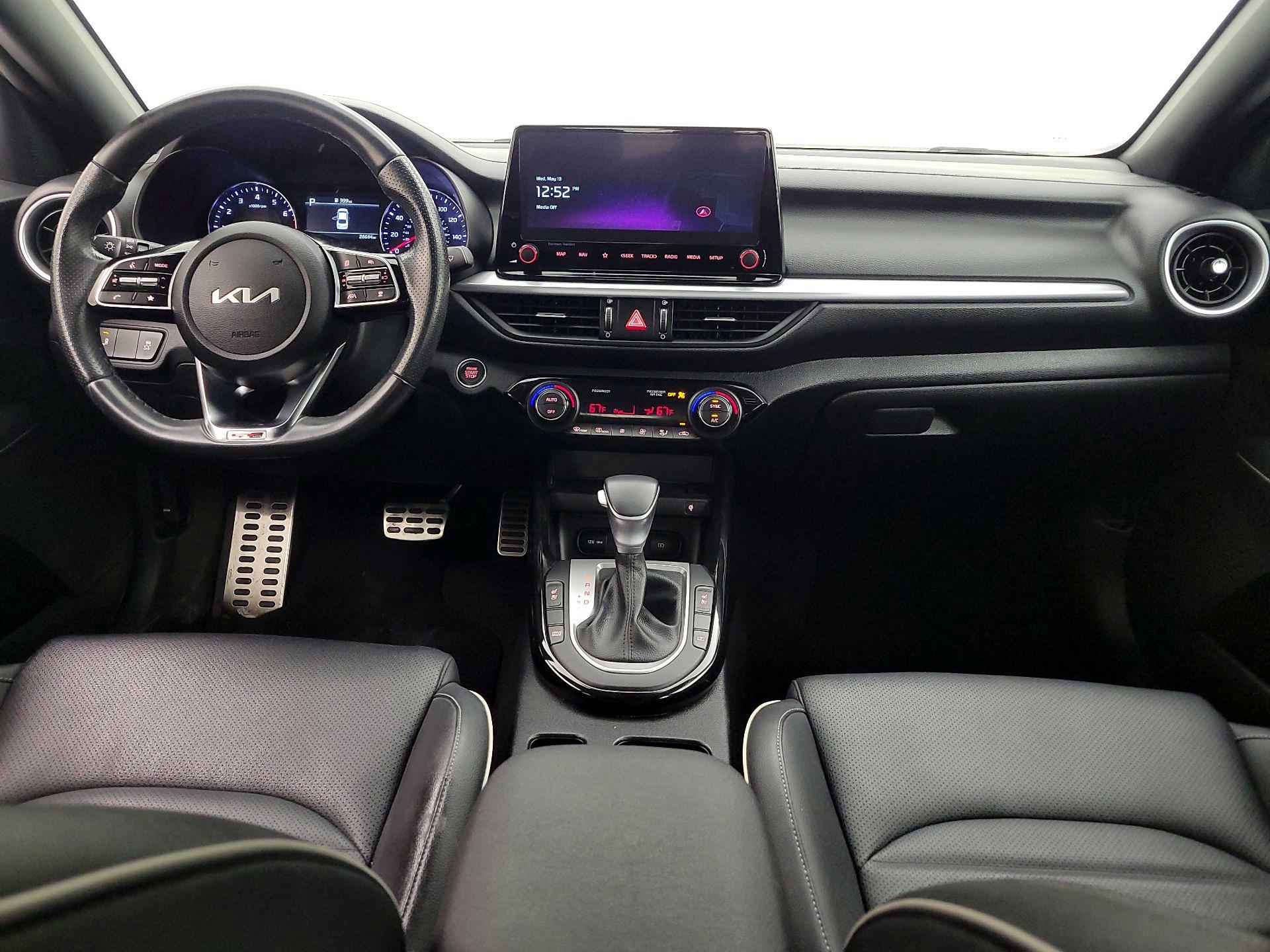 Thumbnail: 2024 Kia Forte - 9