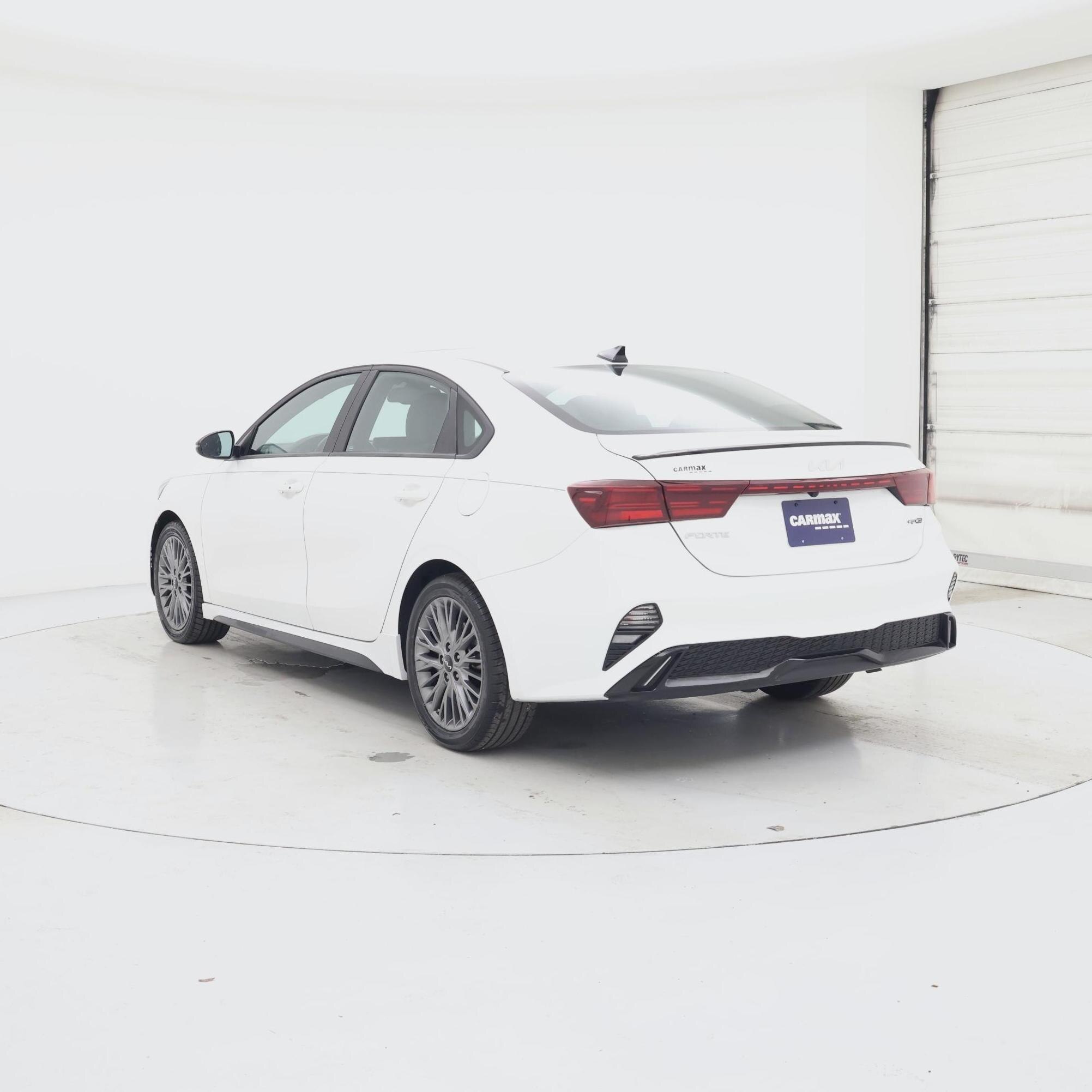 Thumbnail: 2024 Kia Forte - 2