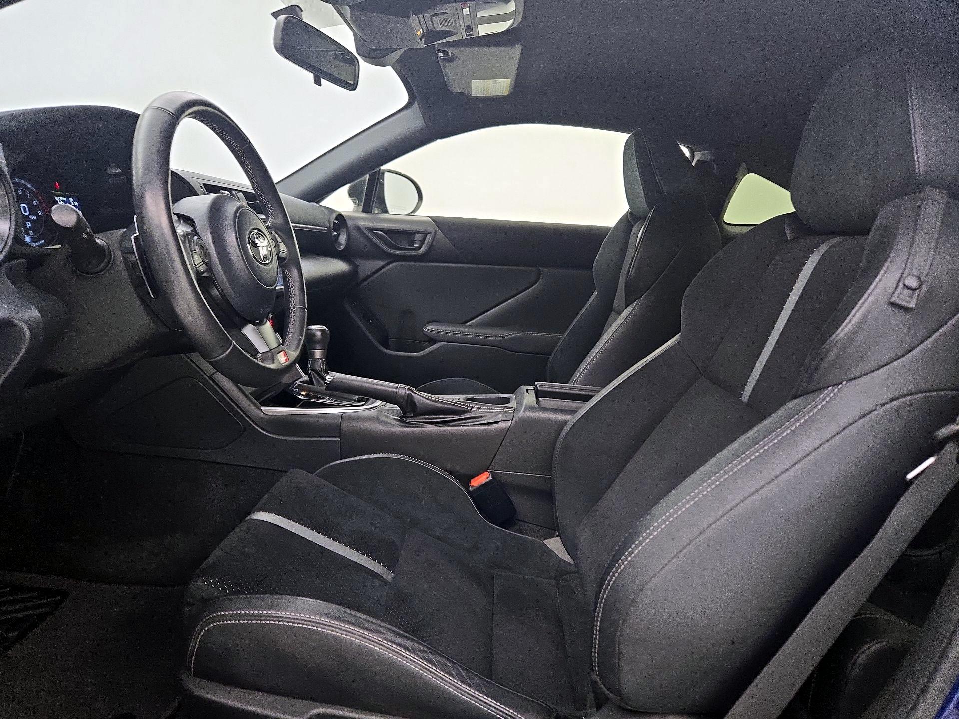 Thumbnail: 2022 Toyota GR86 - 11