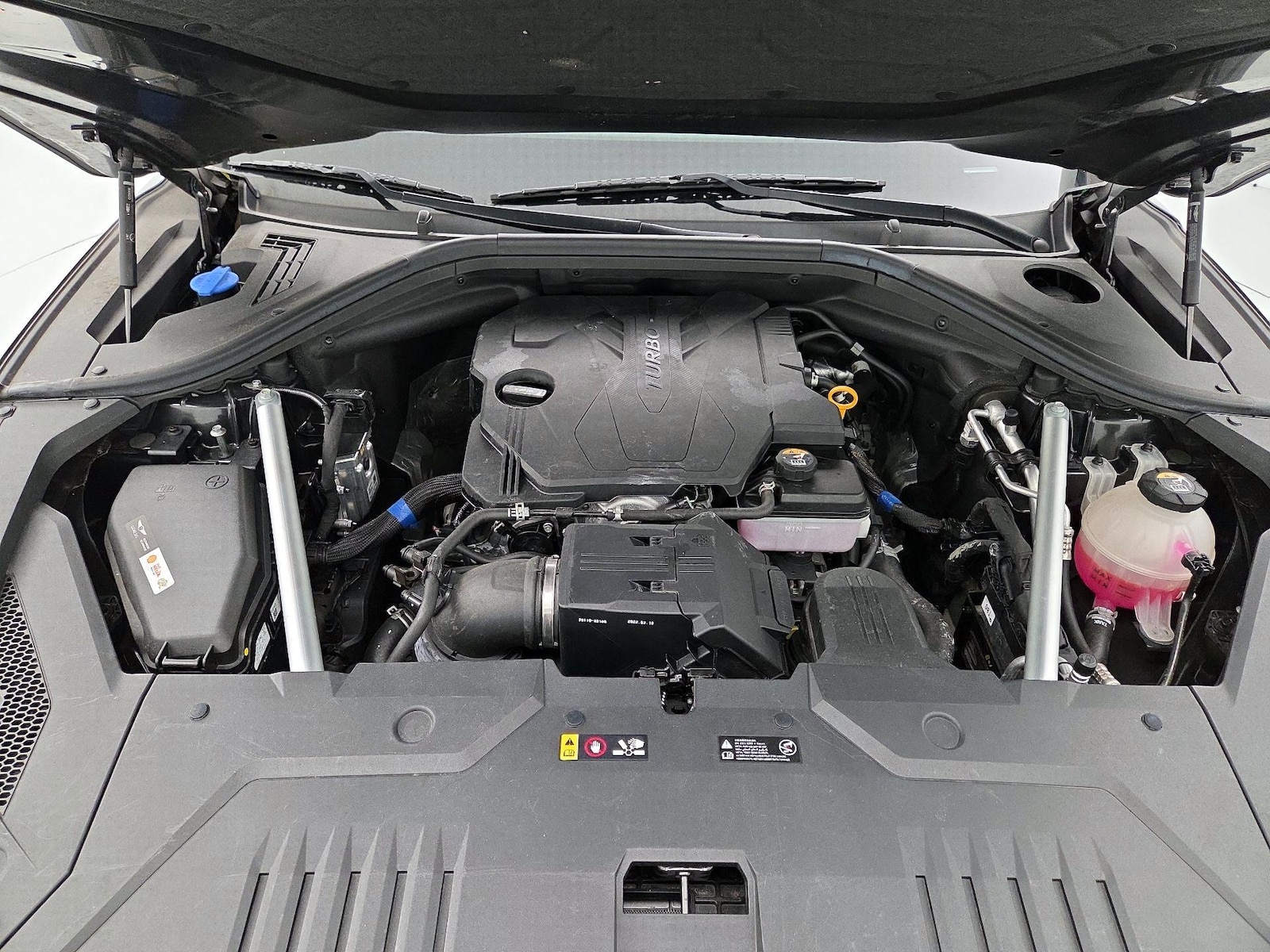 2022 GENESIS GV70 Standard - Photo 24
