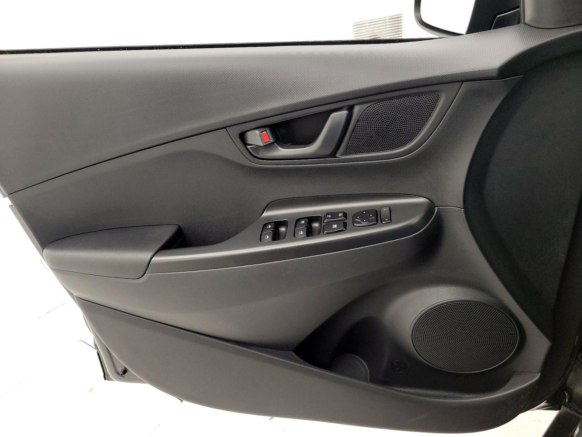 Thumbnail: 2023 Hyundai Kona - 12