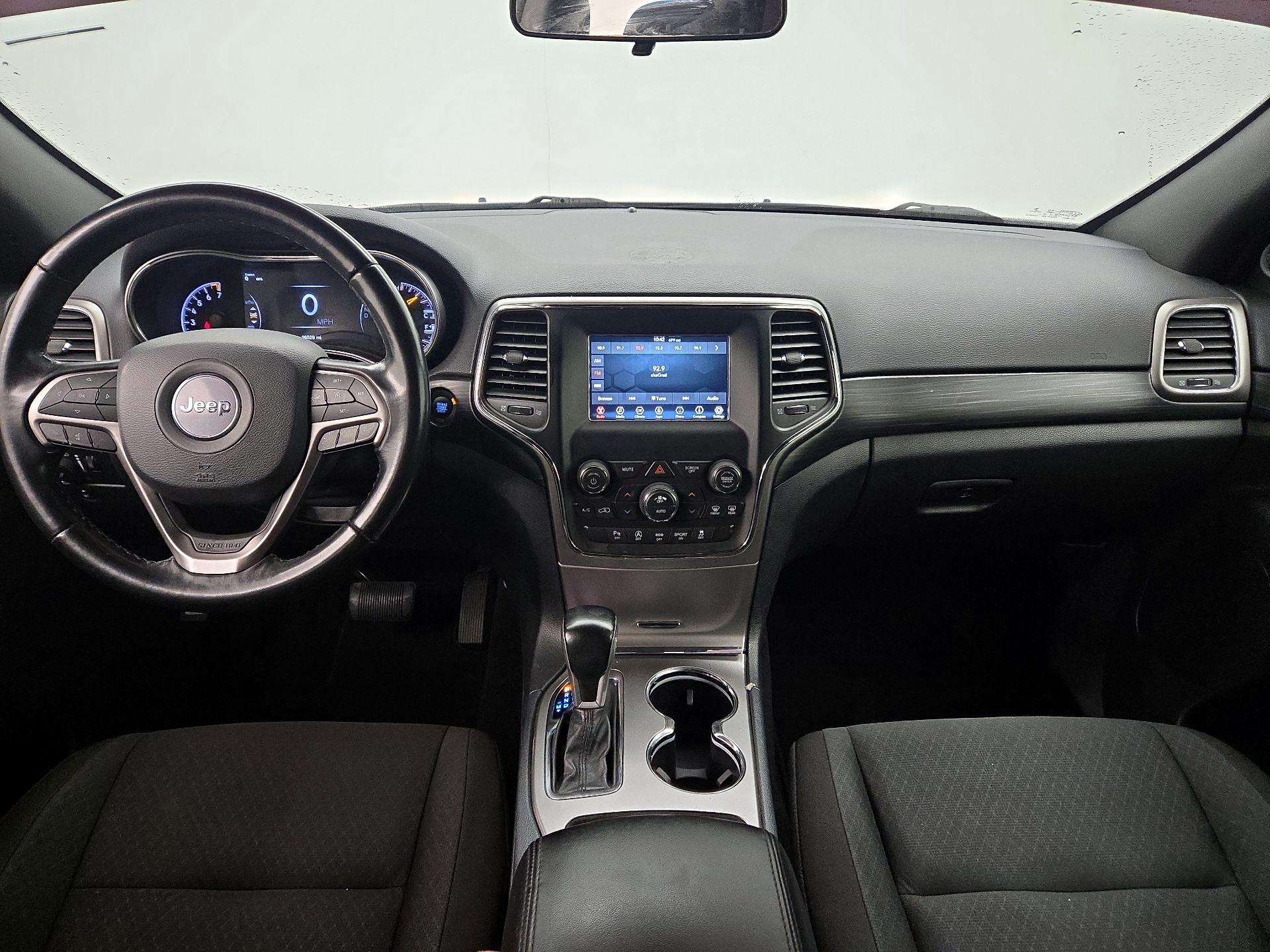 Thumbnail: 2020 Jeep Grand Cherokee - 9