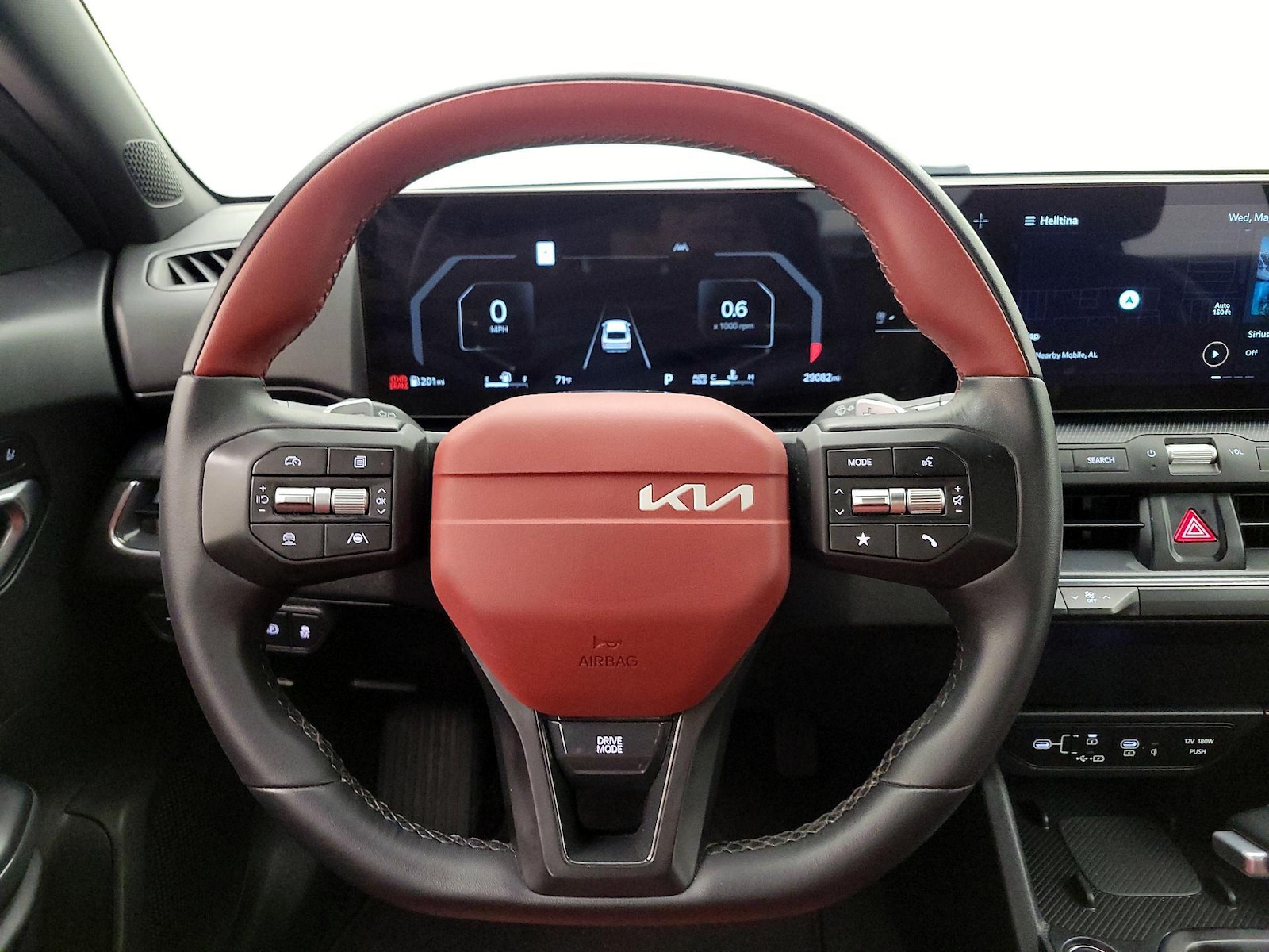 2025 Kia K4 GT-Line - Photo 11