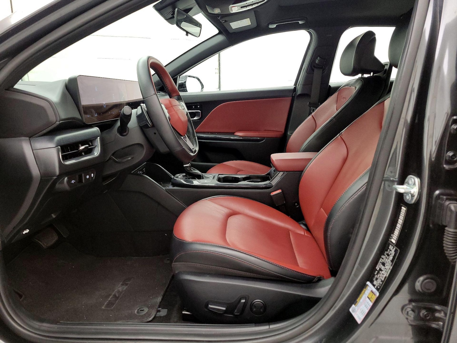 2025 Kia K4 GT-Line - Photo 12