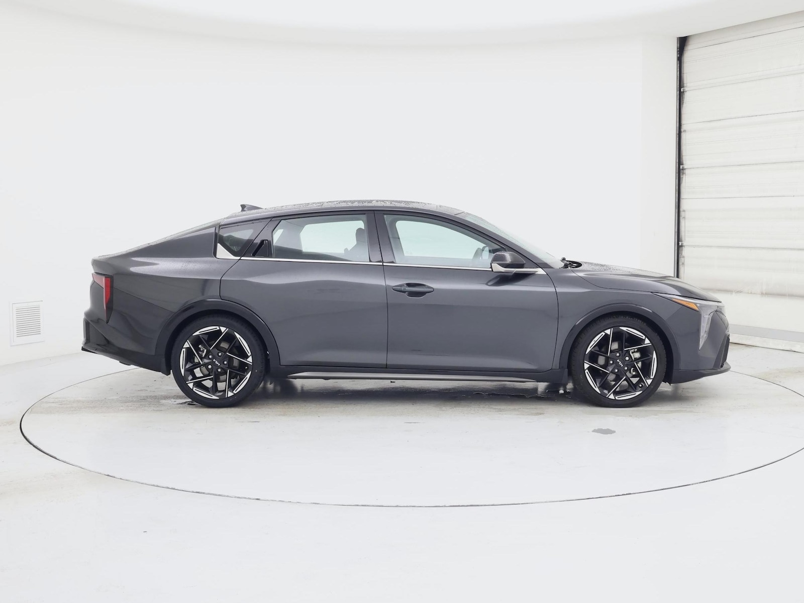 2025 Kia K4 GT-Line - Photo 8