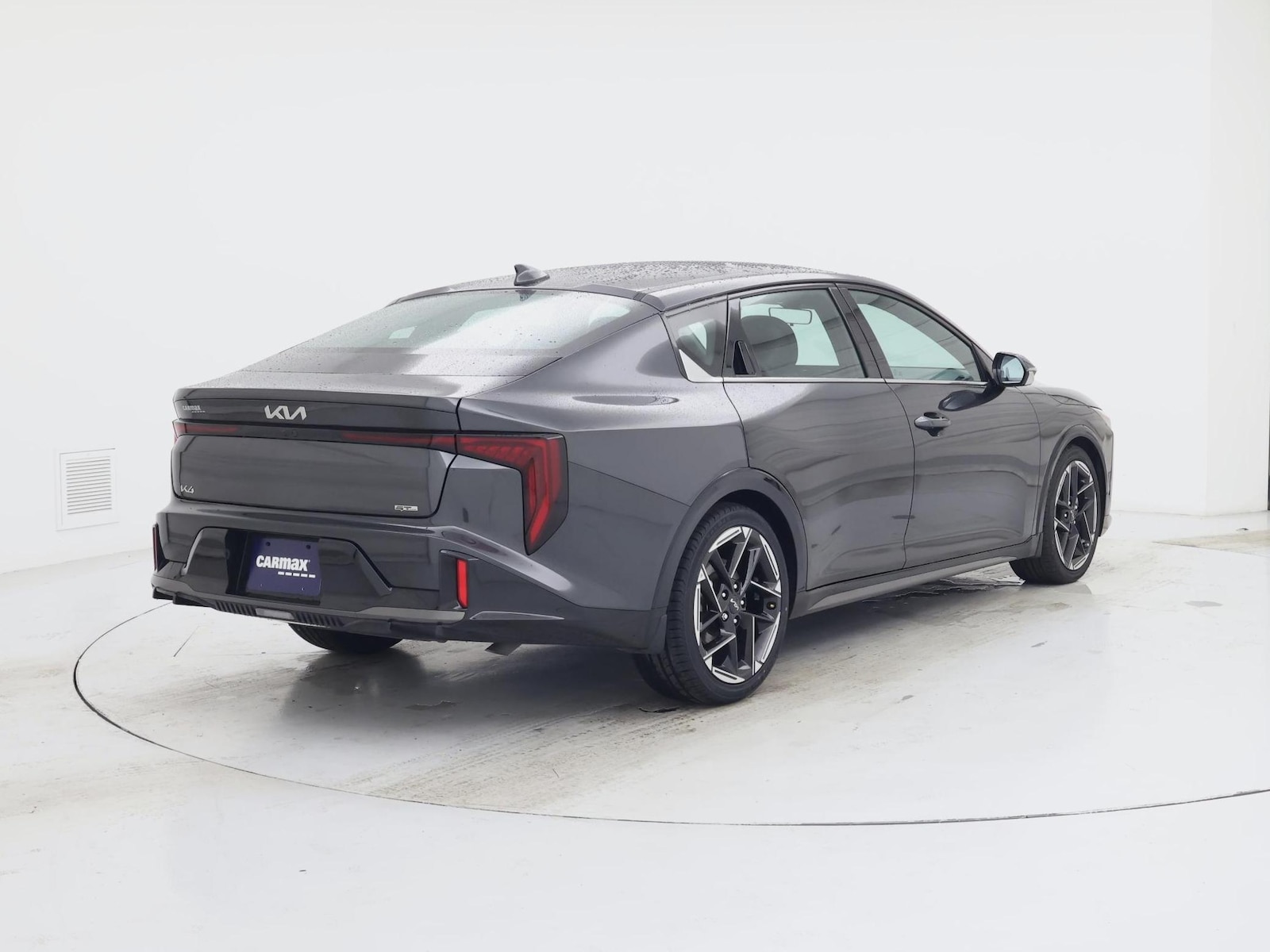2025 Kia K4 GT-Line - Photo 9