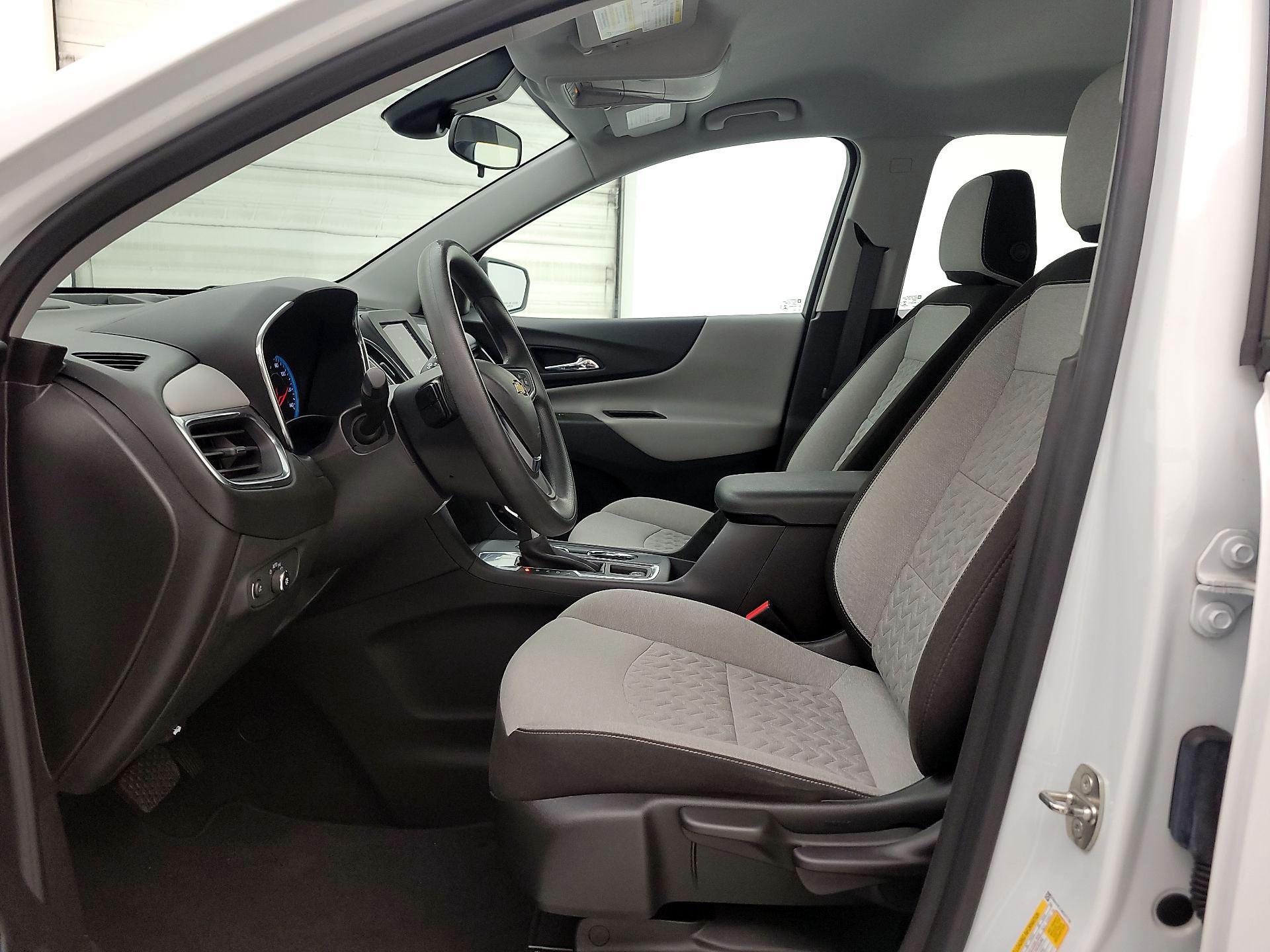 Thumbnail: 2022 Chevrolet Equinox - 11