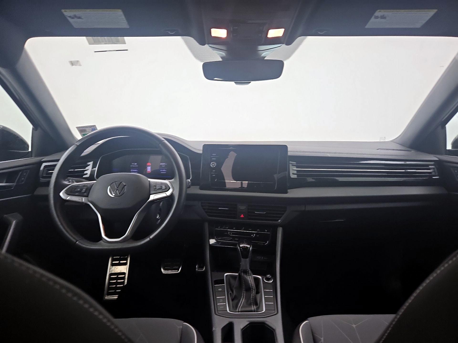 Thumbnail: 2025 Volkswagen Jetta - 9