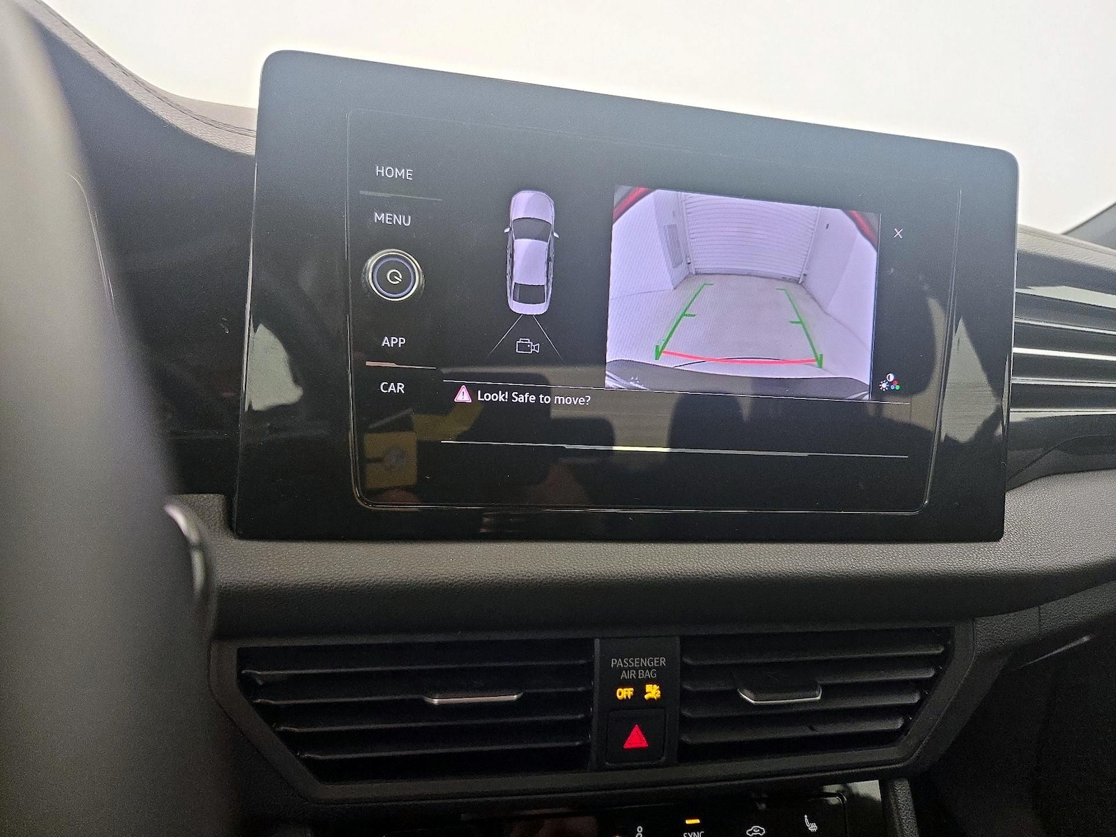 2025 Volkswagen Jetta Sport - Photo 15
