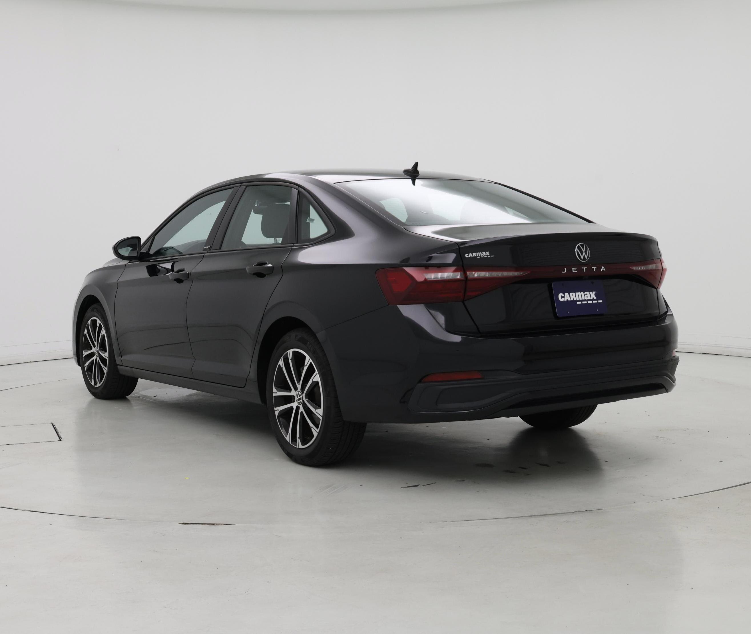 Thumbnail: 2025 Volkswagen Jetta - 2