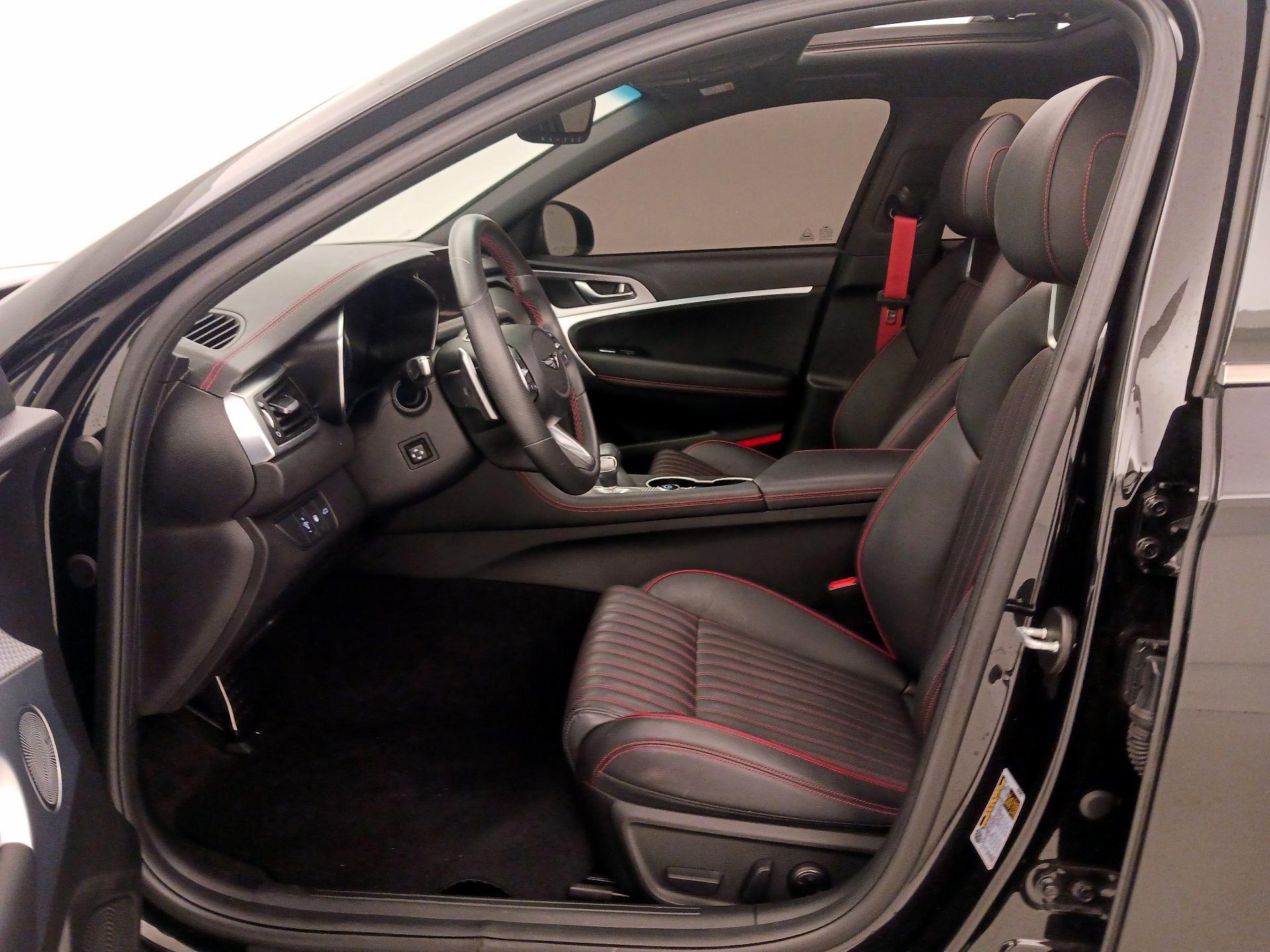 Thumbnail: 2023 Genesis G70 - 11