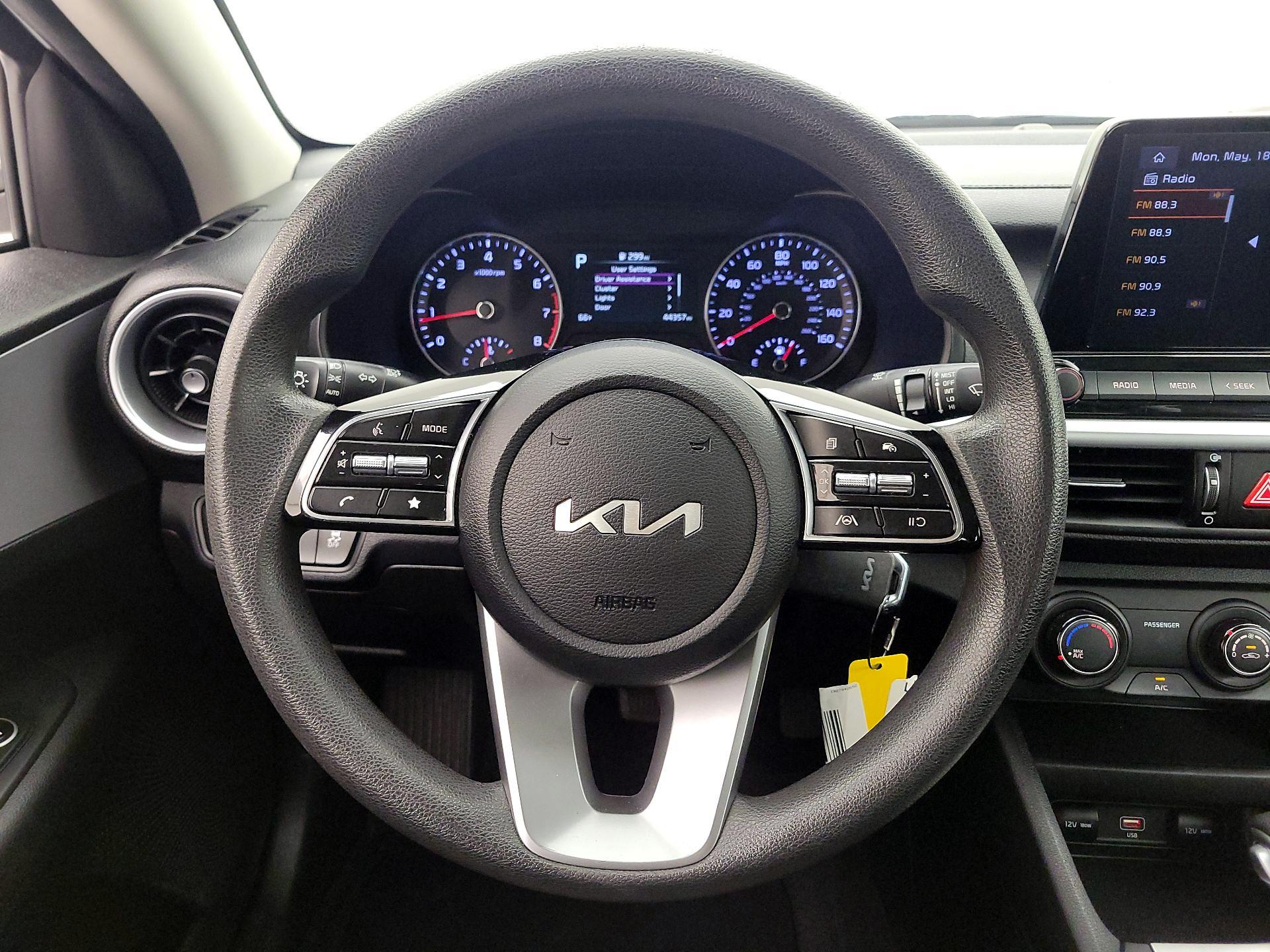 Thumbnail: 2023 Kia Forte - 10