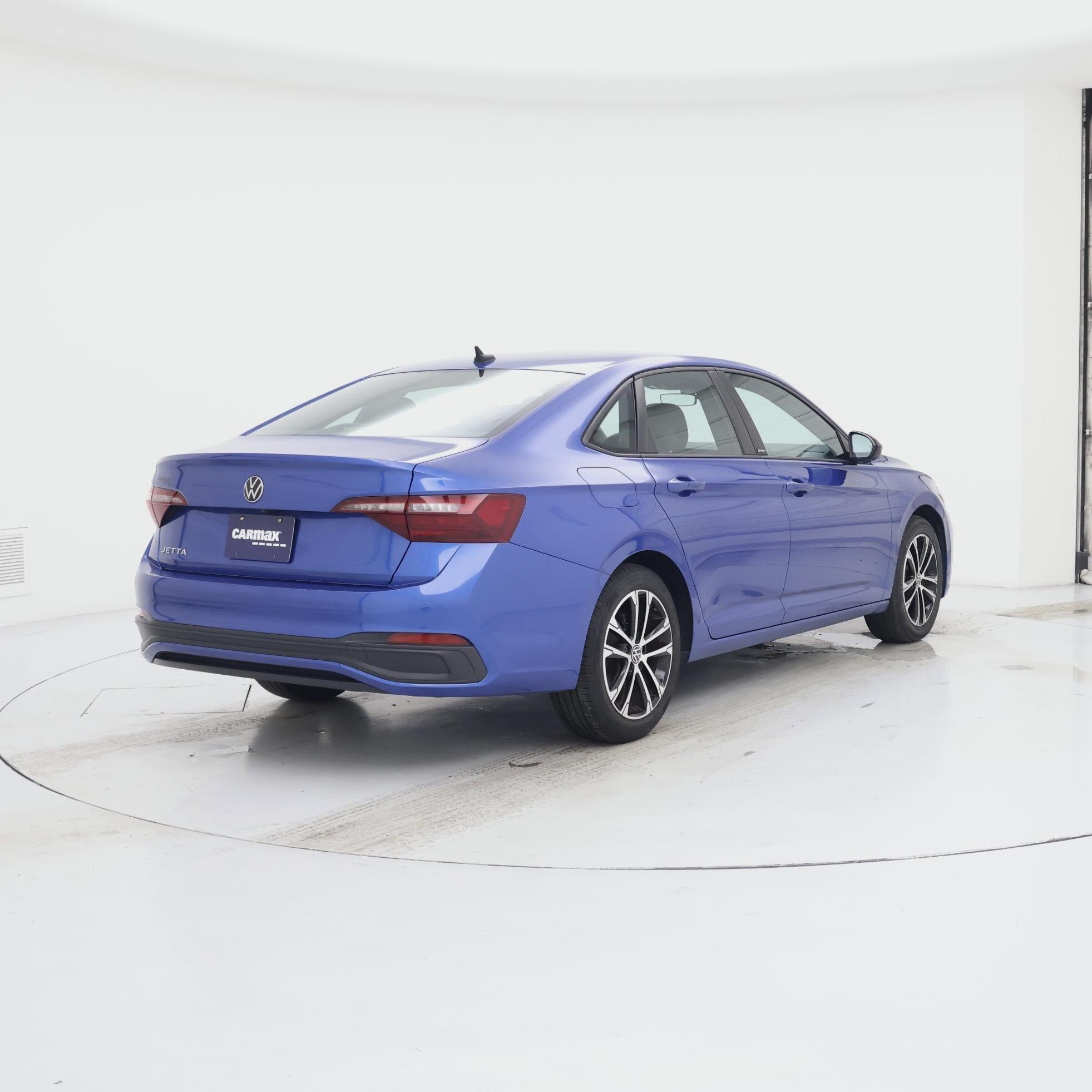 Thumbnail: 2023 Volkswagen Jetta - 8