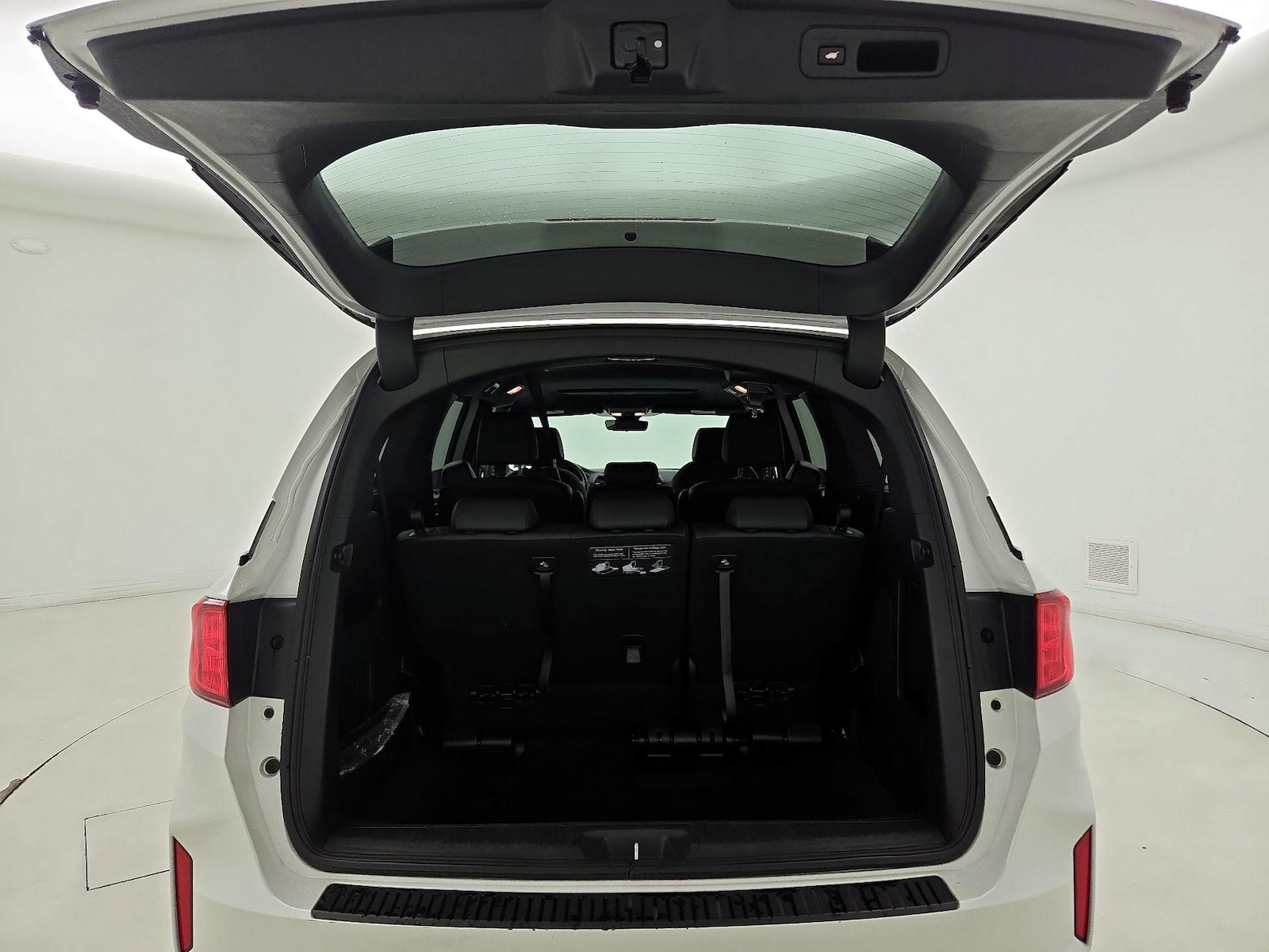 2025 Honda Odyssey Sport L - Photo 23