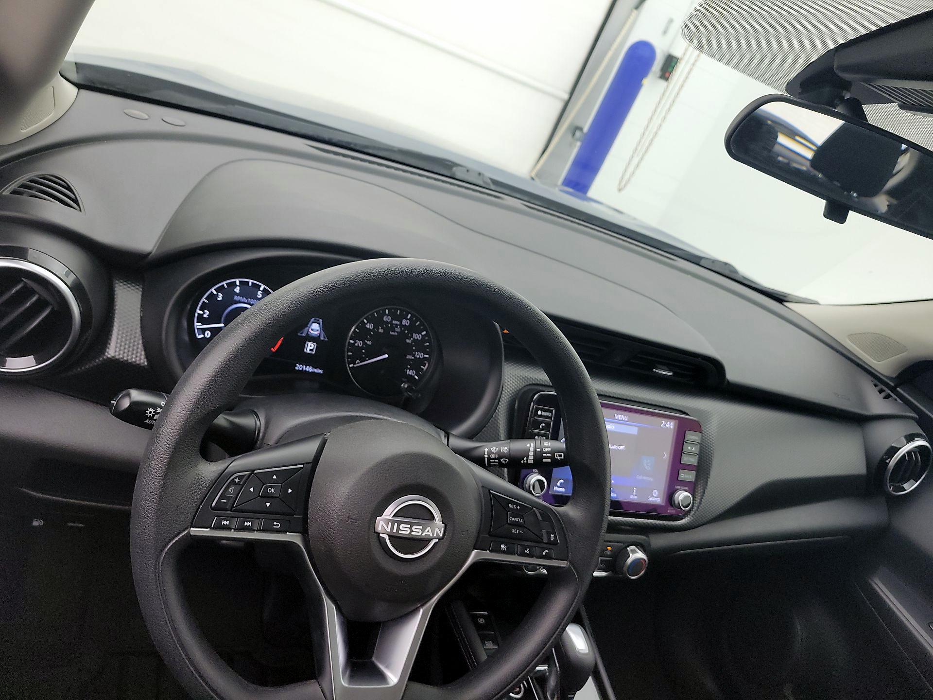 Thumbnail: 2023 Nissan Kicks - 9
