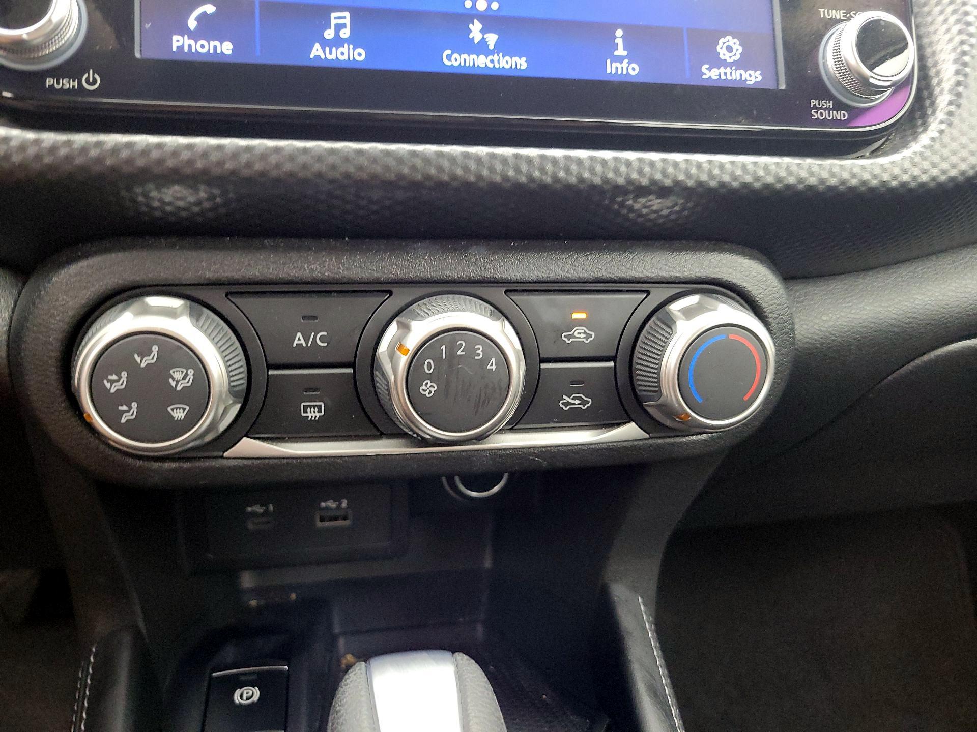 Thumbnail: 2023 Nissan Kicks - 15