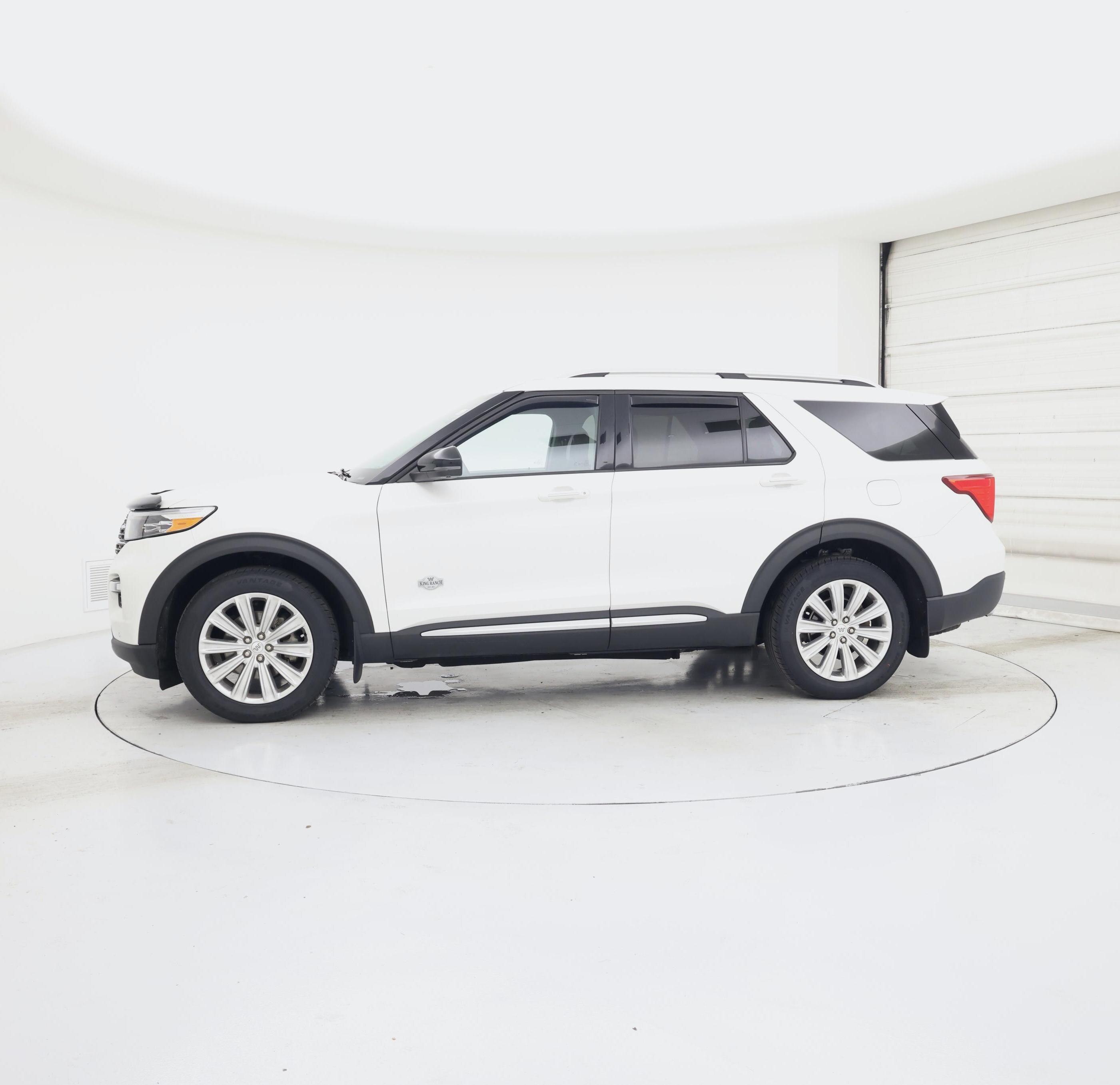 Thumbnail: 2022 Ford Explorer - 3