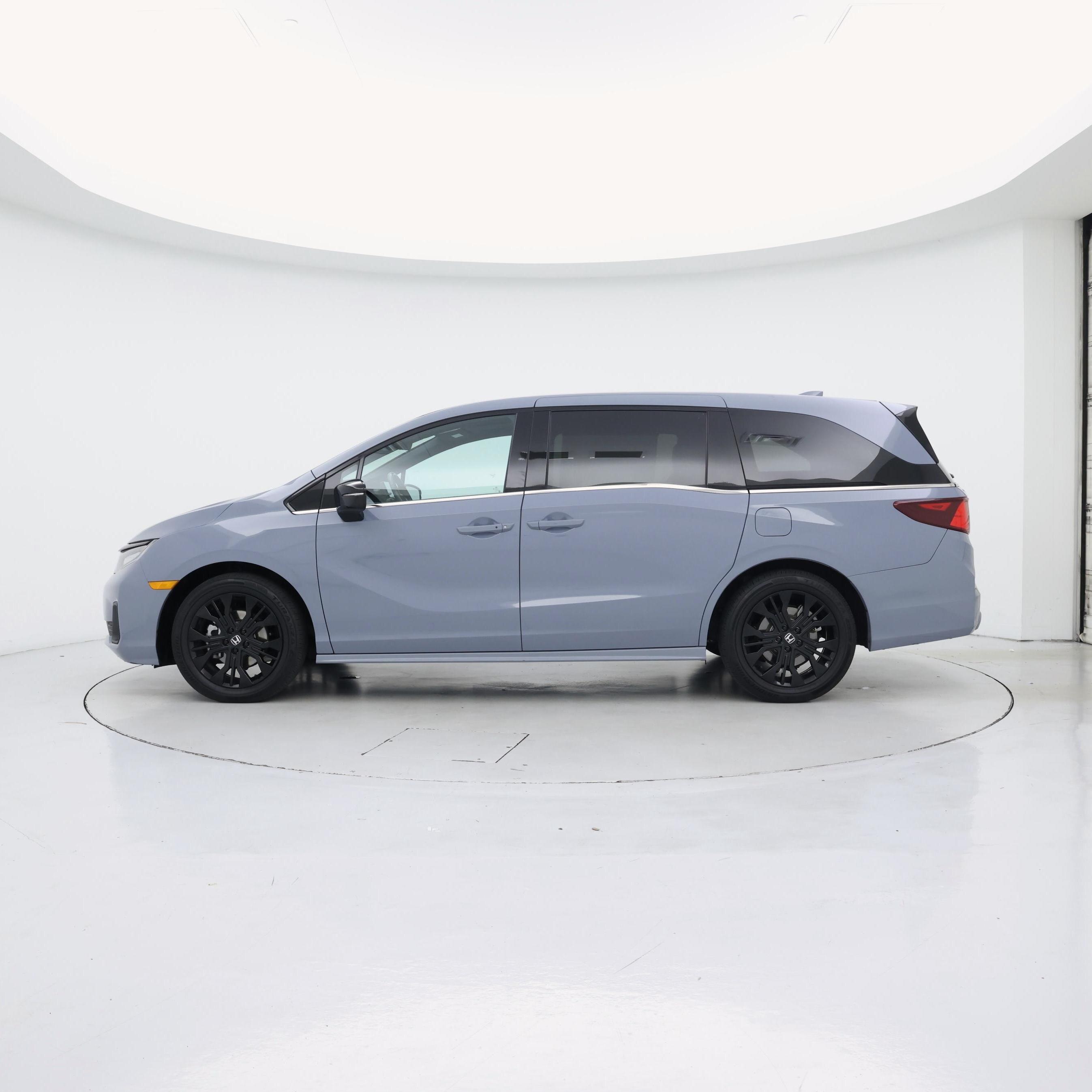 Thumbnail: 2025 Honda Odyssey - 3